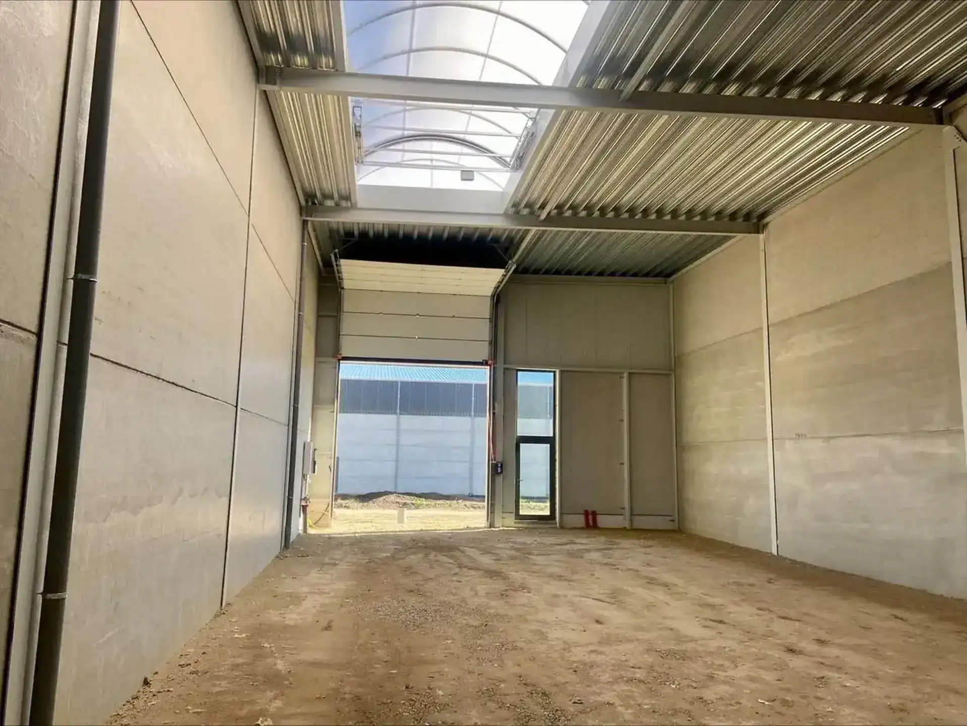 Laatste KMO-unit van 210m²  foto 5