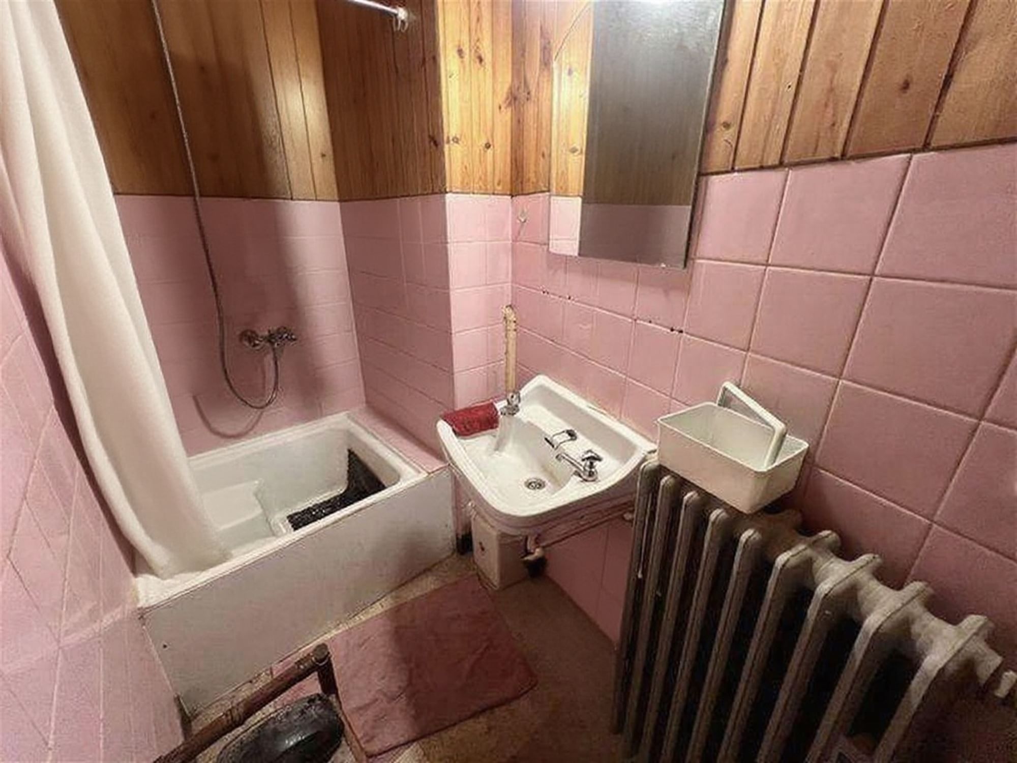Ruim en verrassend driegevel dakappartement van 105 m² foto 10
