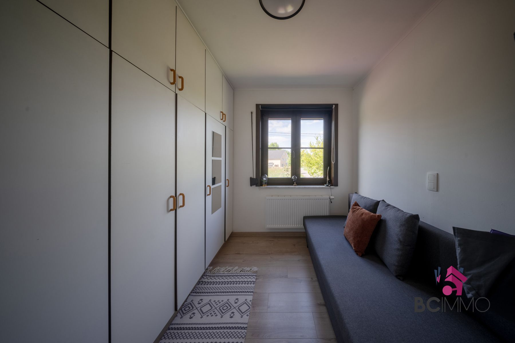 Gerenoveerde gelijkvloerse woning met 3 slaapkamers foto 11