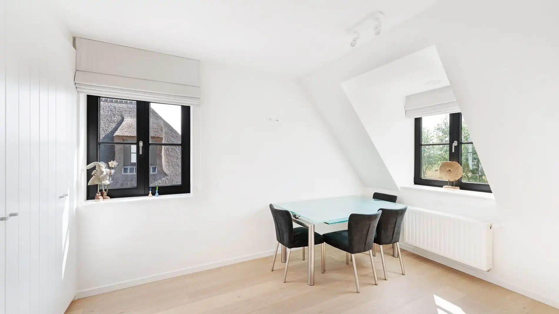 Recente hoekwoning met groot volume te Knokke foto 17