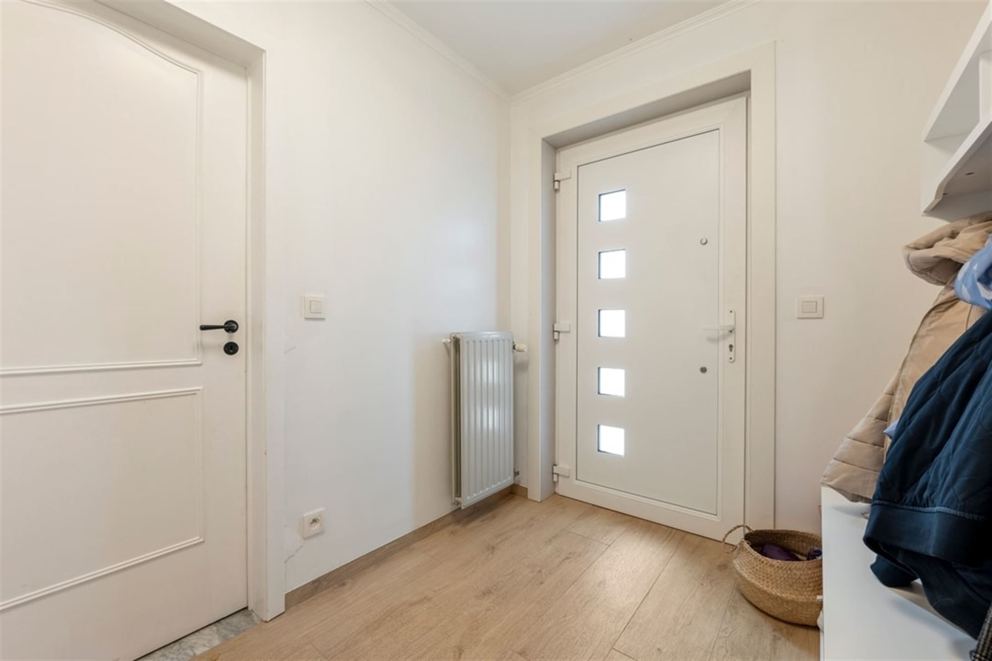 GEZELLIGE GEZINSWONING MET GARAGE OP EEN TOPLOCATIE IN ZEPPEREN  foto 5