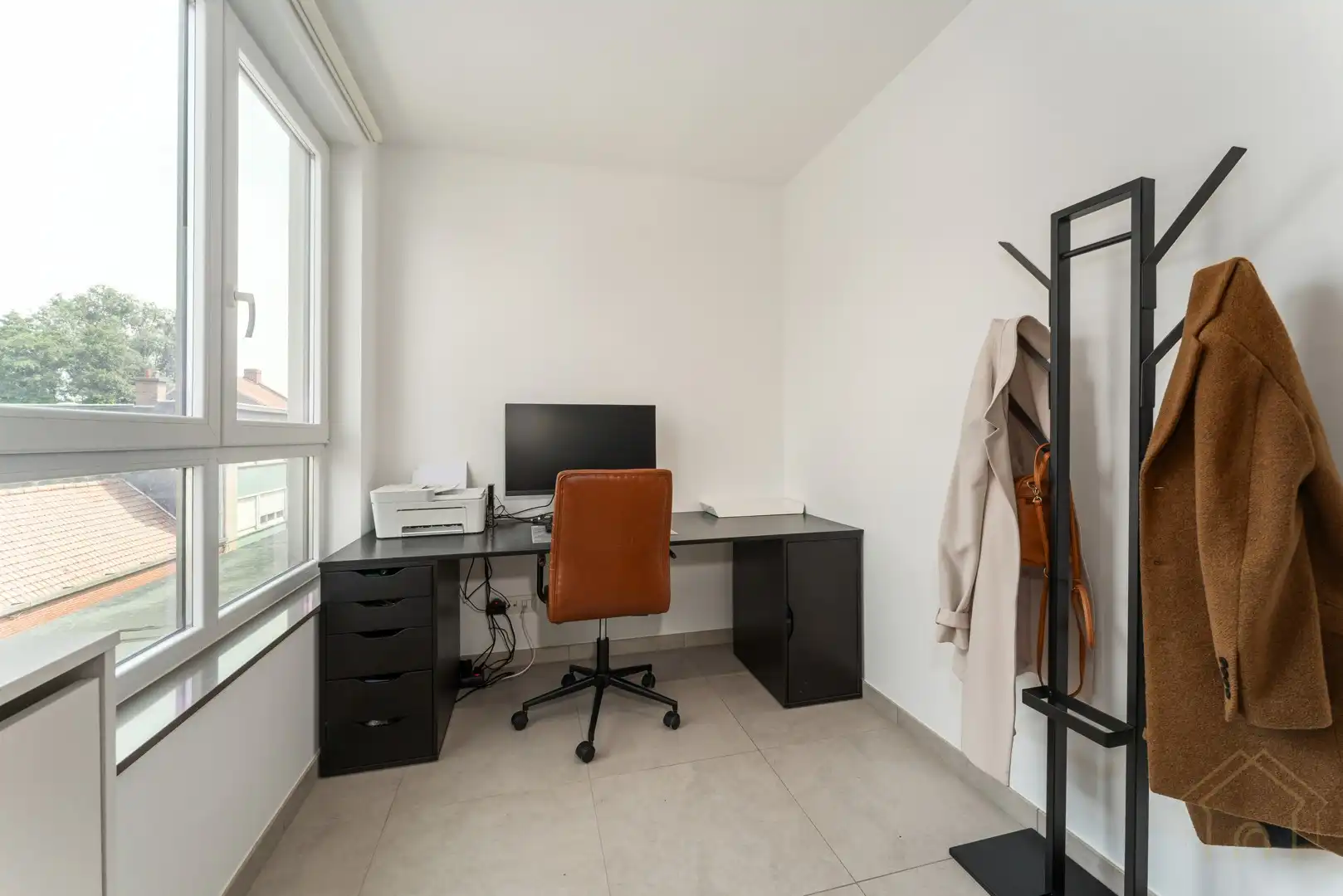 Recent en instapklaar appartement met drie slaapkamers en zonnig terras in hartje Menen foto 8