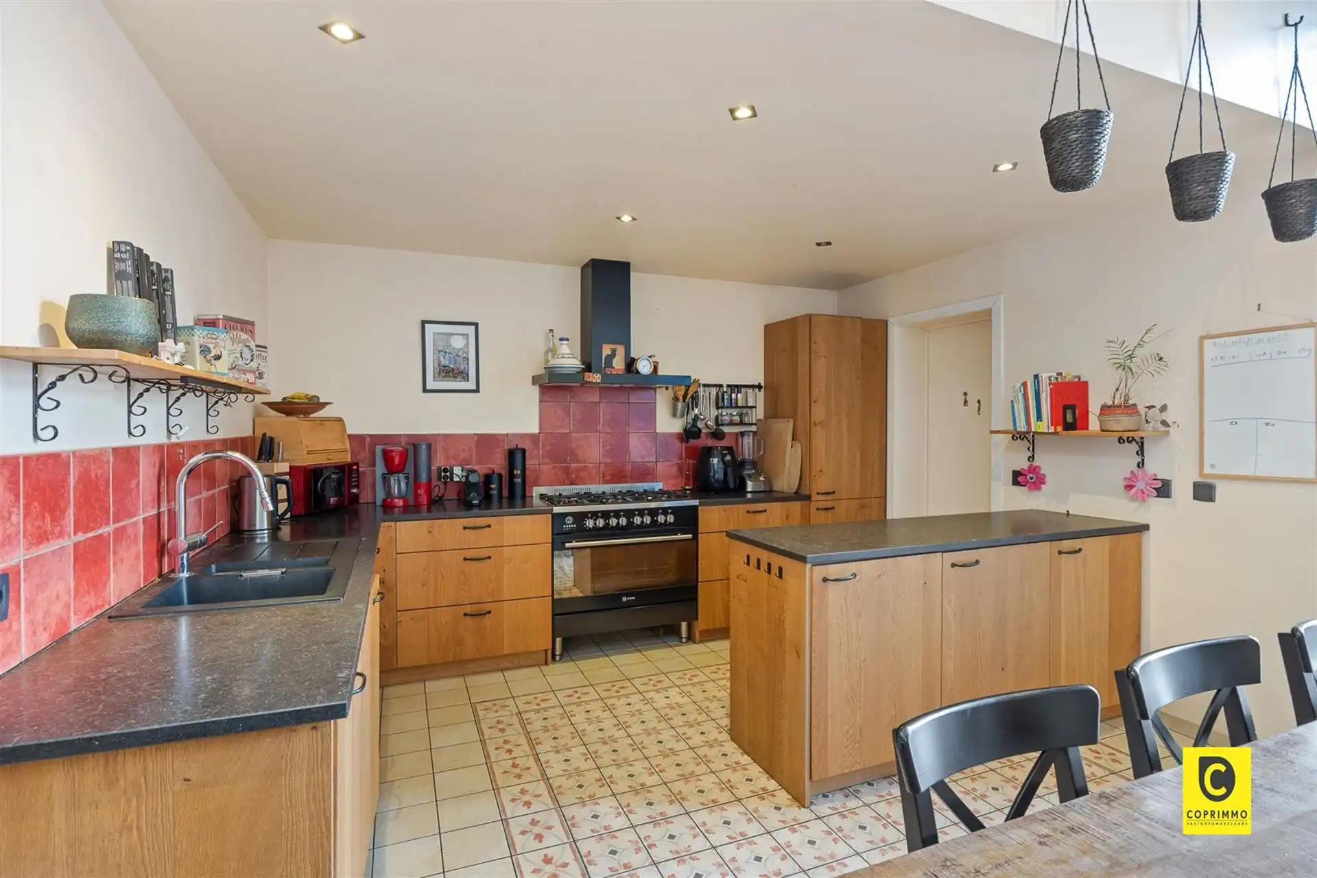 Zeer ruime bel-etage met tuin nabij Rivierenhof ! foto 7