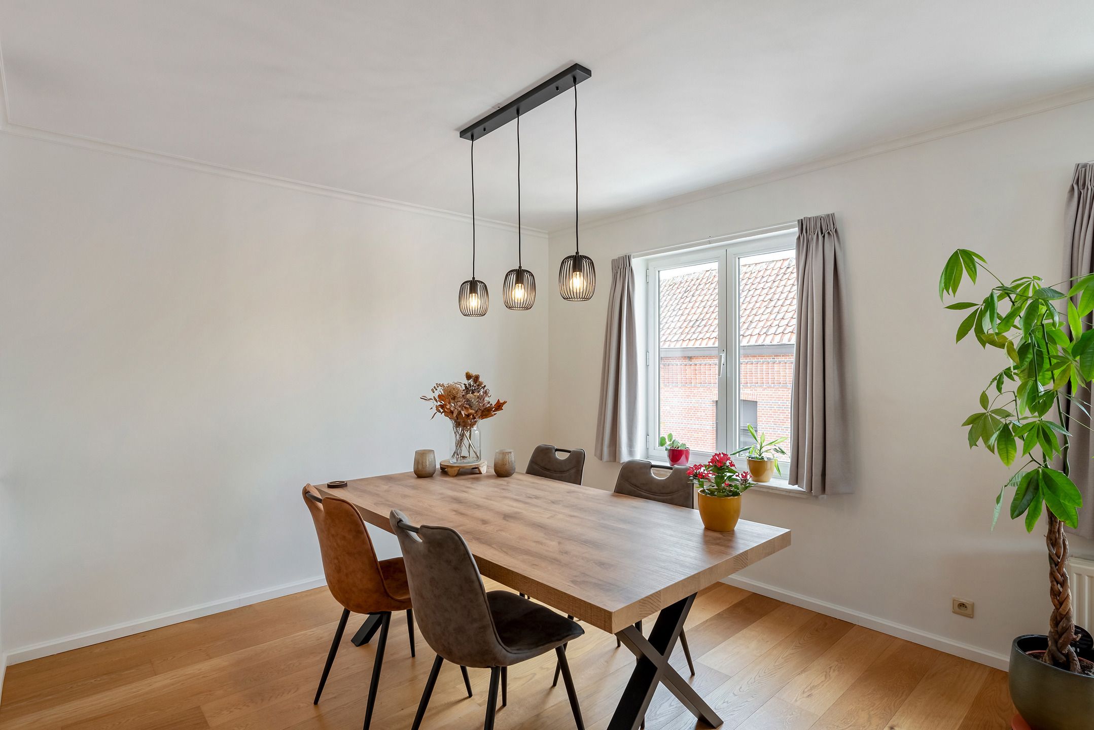 Instapklaar appartement van ca. 155 m² met 3 slks ! foto 5