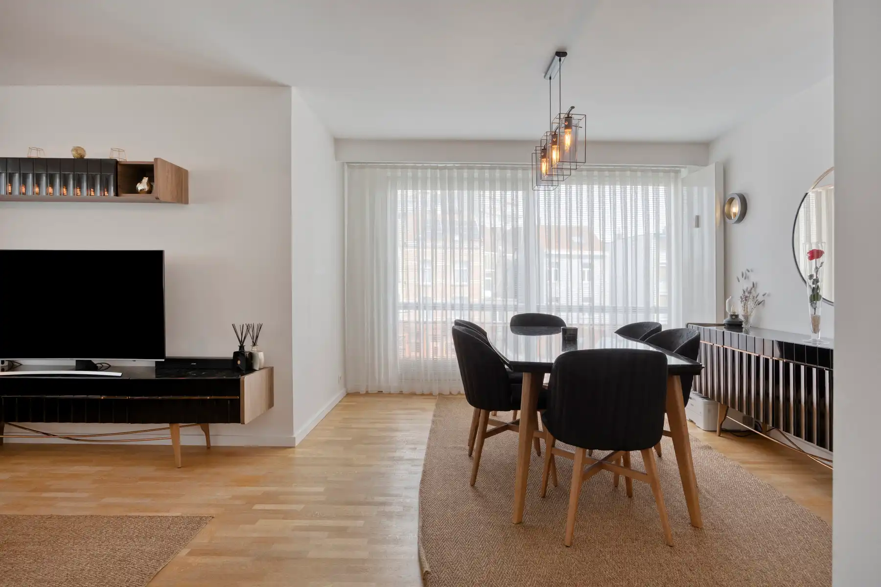 Gerenoveerd 3-slaapkamer appartement foto 7