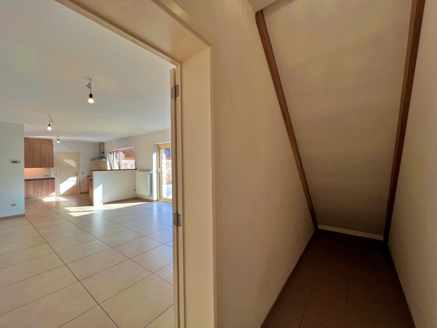 🏡 Ruime gezinswoning te huur in het hart van Lovendegem foto 11