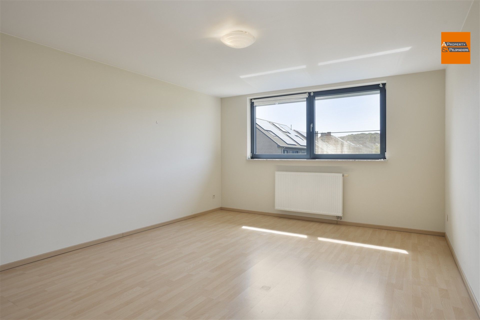 Een stijlvolle villa gelegen in een rustige straat in Kortenberg.

 foto 9