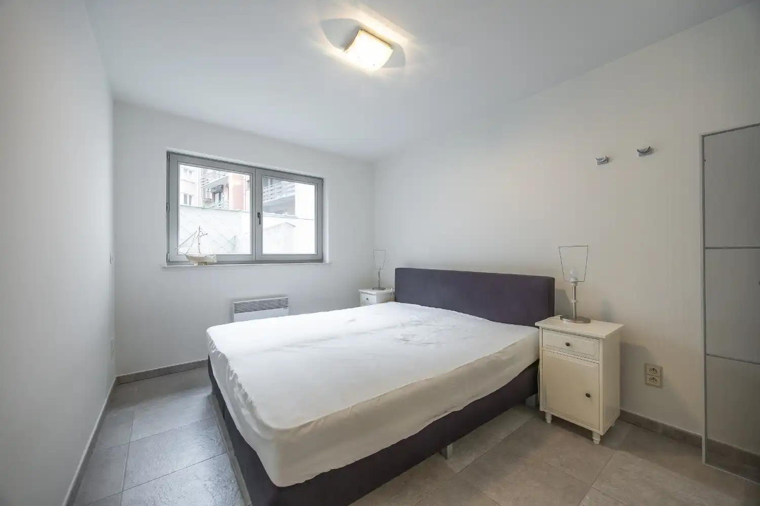 Ruim 2-slaapkamer appartement met zijdelings zeezicht foto 10