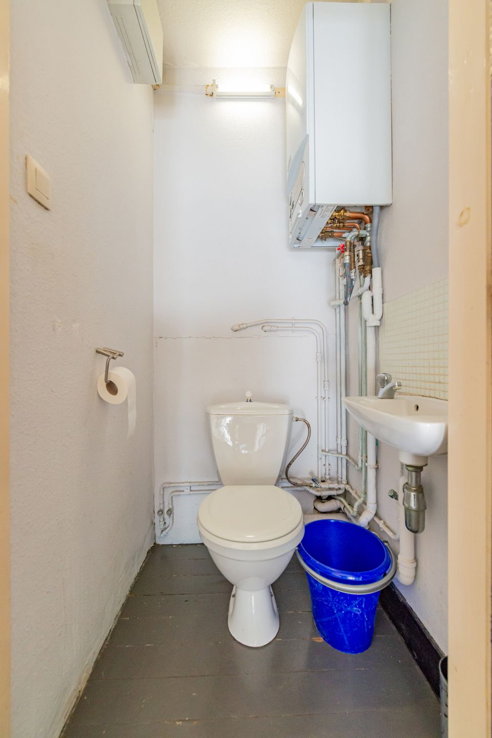 Gebouw met 3 appartementen en opslag te koop foto 21