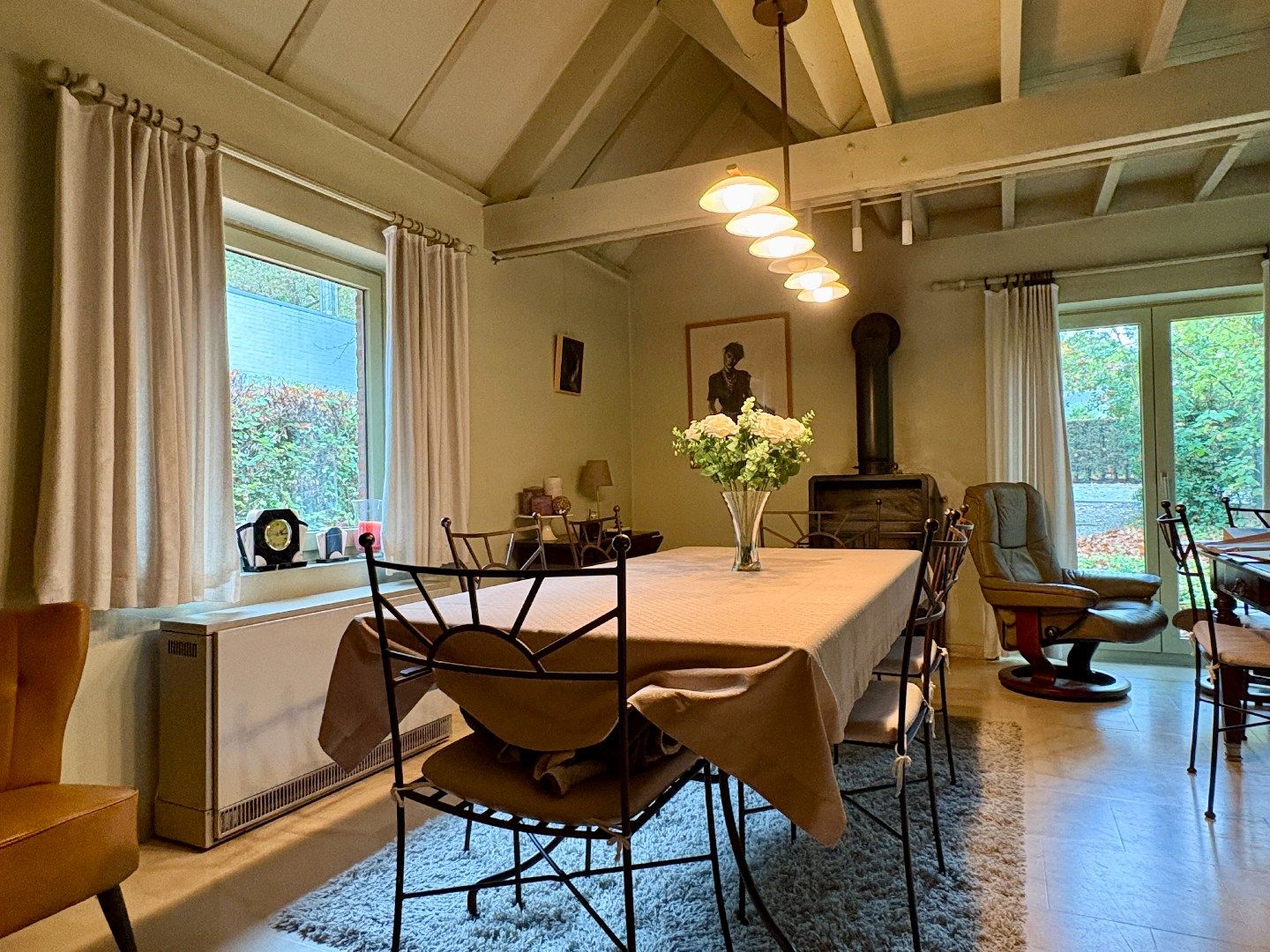 Wonen in het bos met een totale opp van 1679m². foto 4