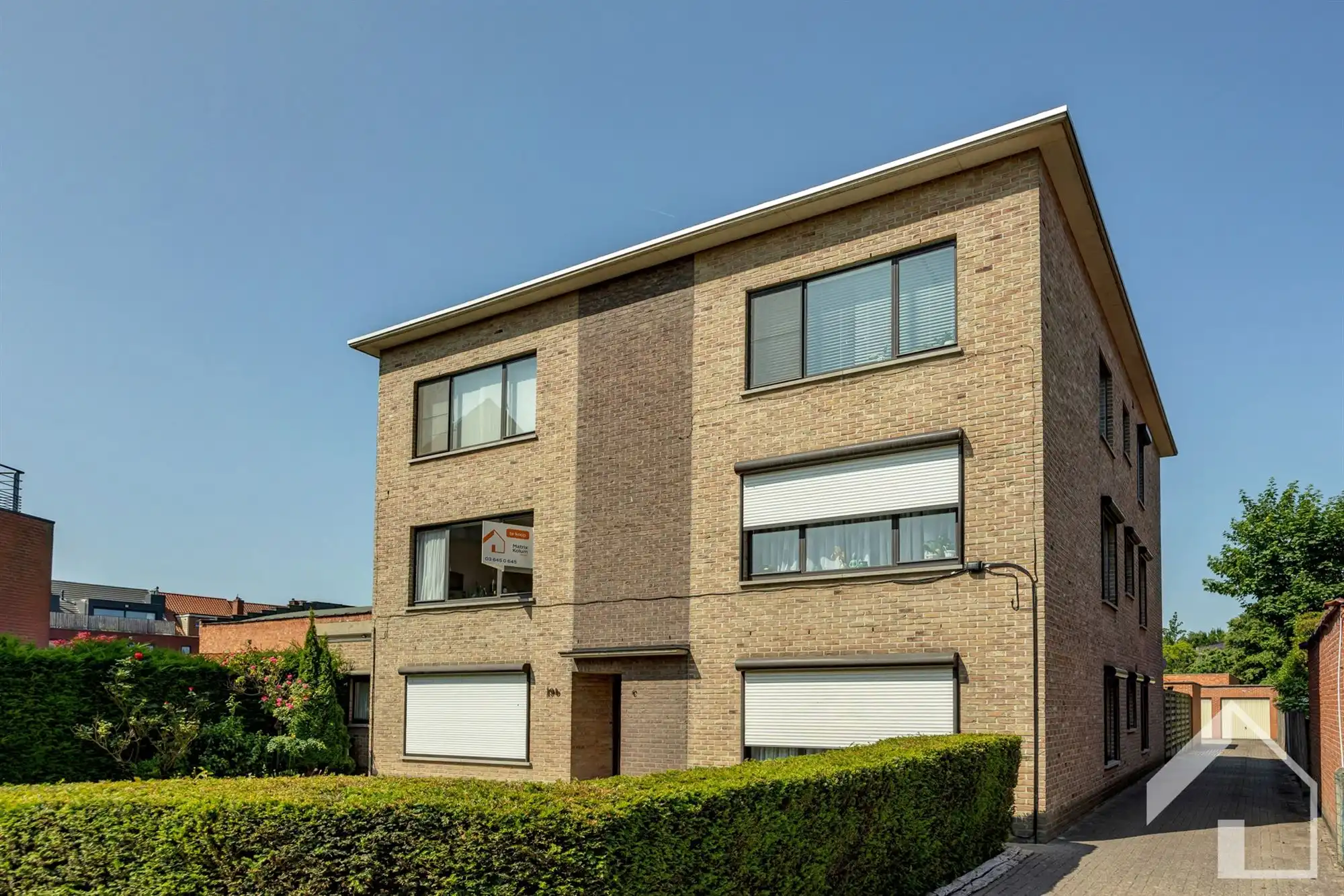 Ruim appartement op de 1e verdieping met garagebox foto 13