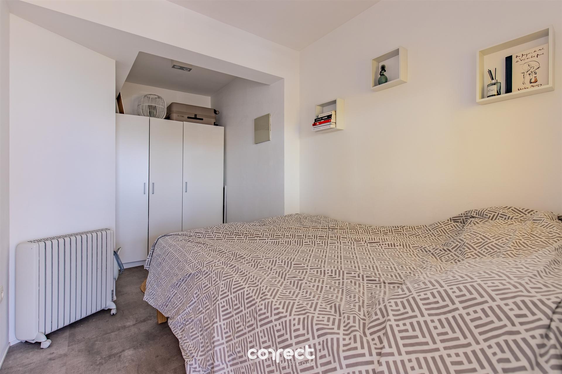 Prachtig (totaal renovatie 2021) appartement, op de 5e verdieping, gelegen aan de zeedijk. foto 7
