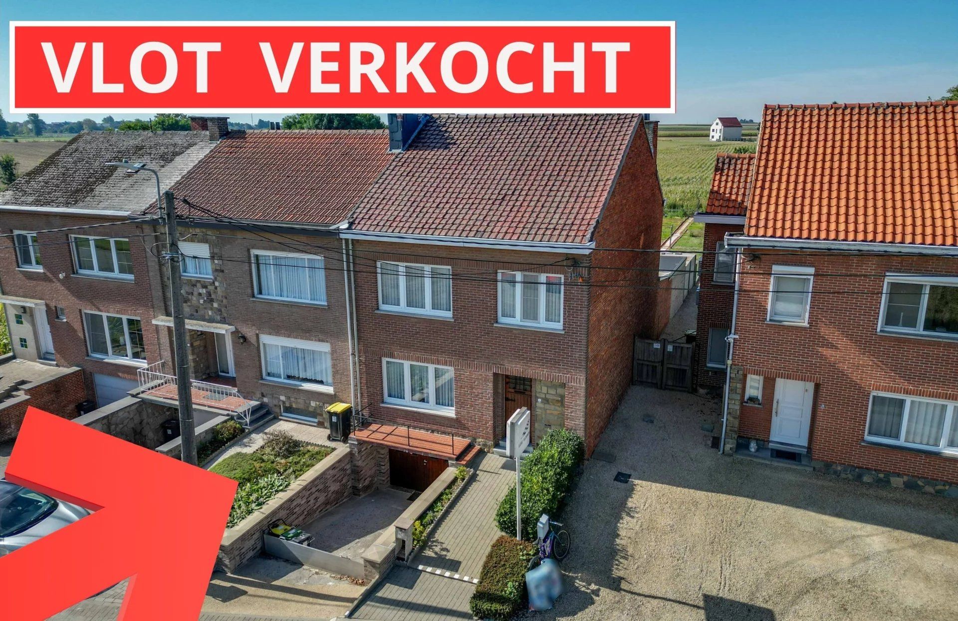 Hoofdfoto van de publicatie: Degelijke dorpswoning nabij het station