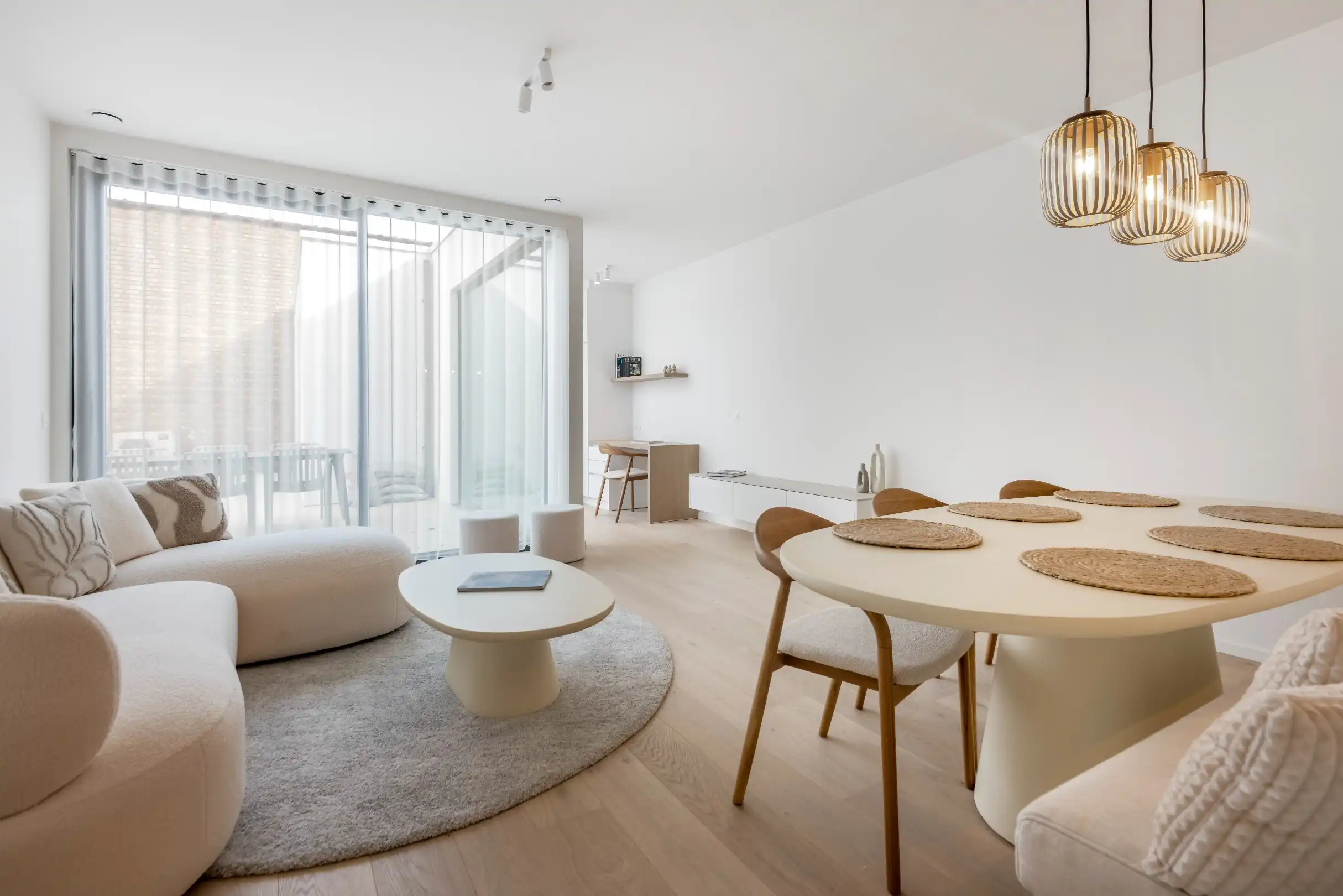 Nieuwbouw appartement, gelegen vlakbij de Lippenslaan en Duinenwater. foto {{pictureIndex}}