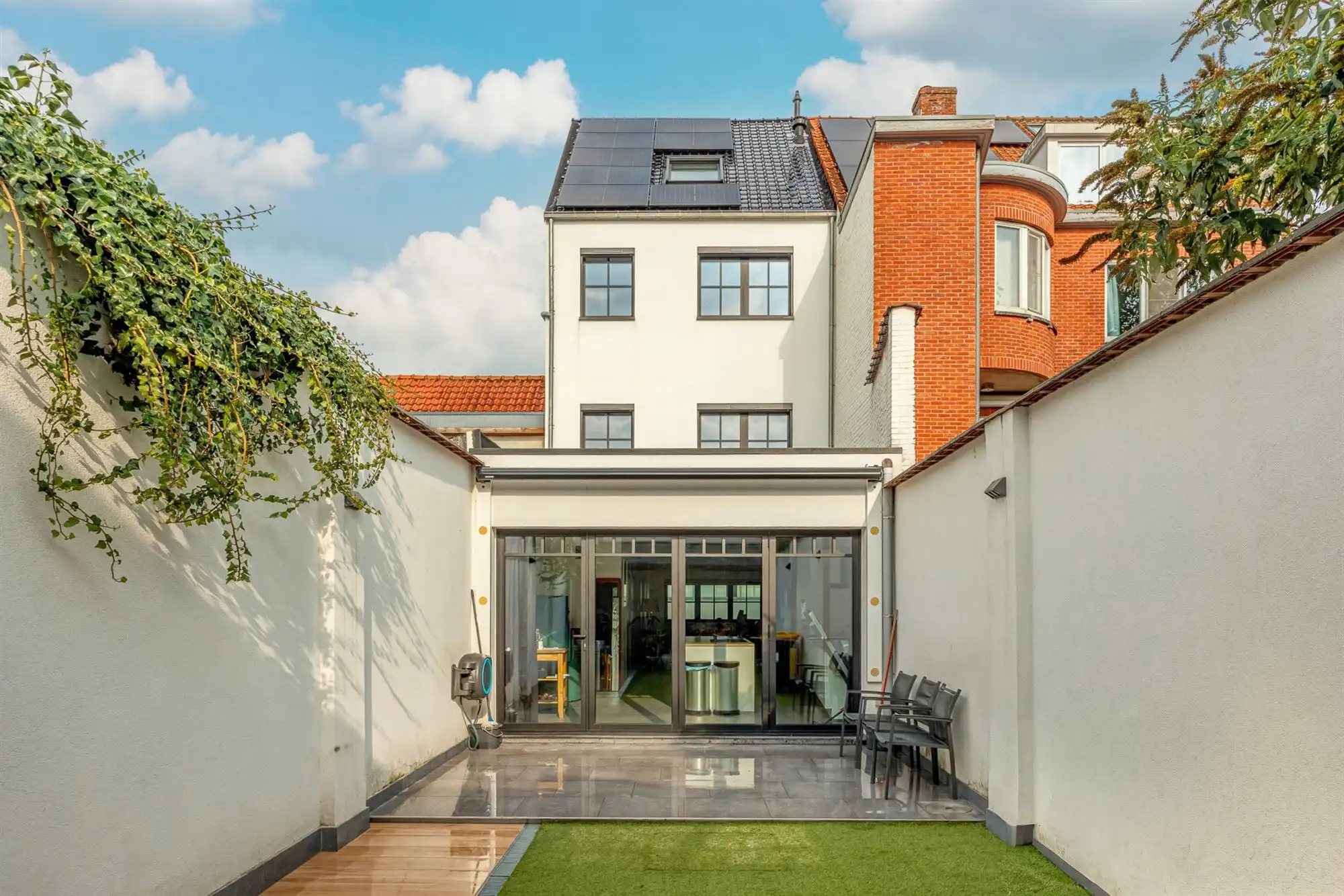 Ruime, instapklare woning met 5 slaapkamers en 2 badkamers  foto 19