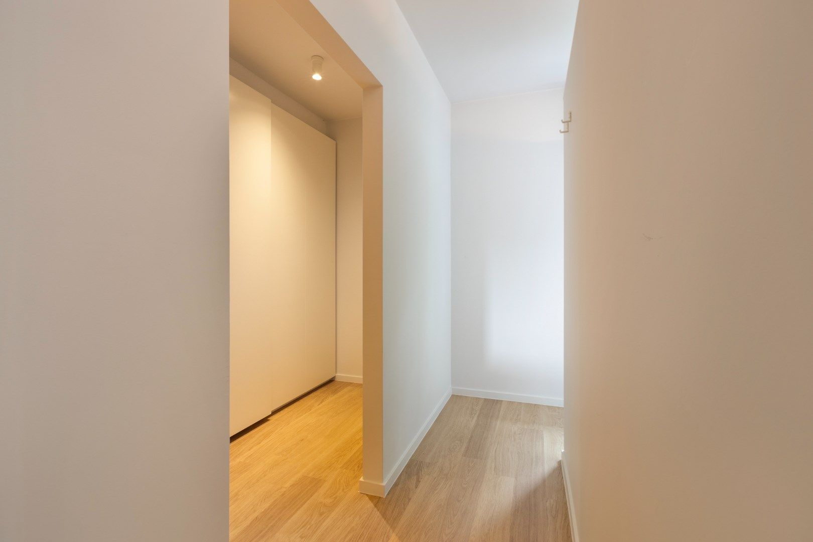 Moderne, instapklare gezinswoning met 3 slpks in een doodlopende straat te Mol-Donk !  foto 14