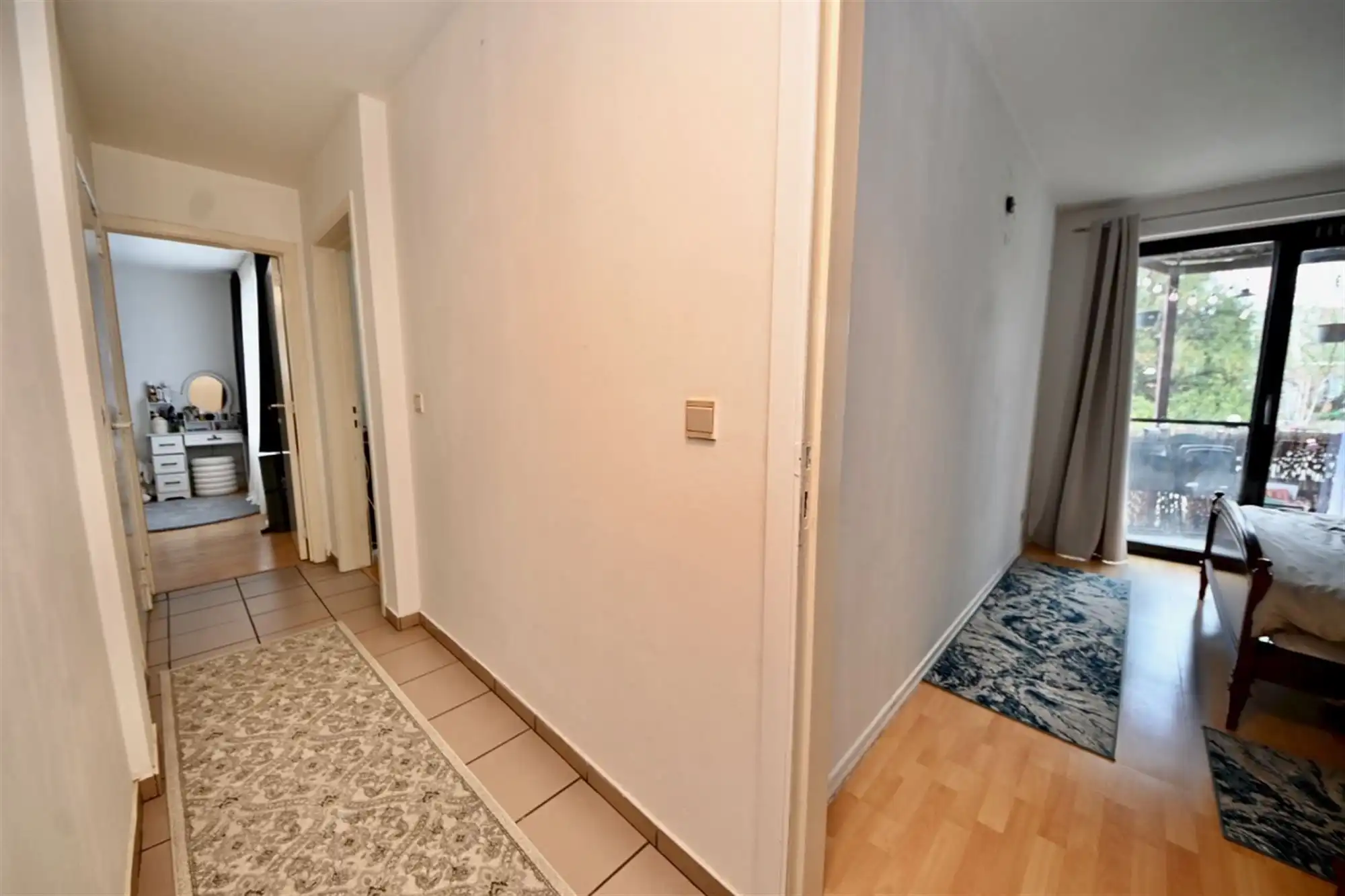 Instapklaar appartement met 3 slaapkamers en garage. foto 14