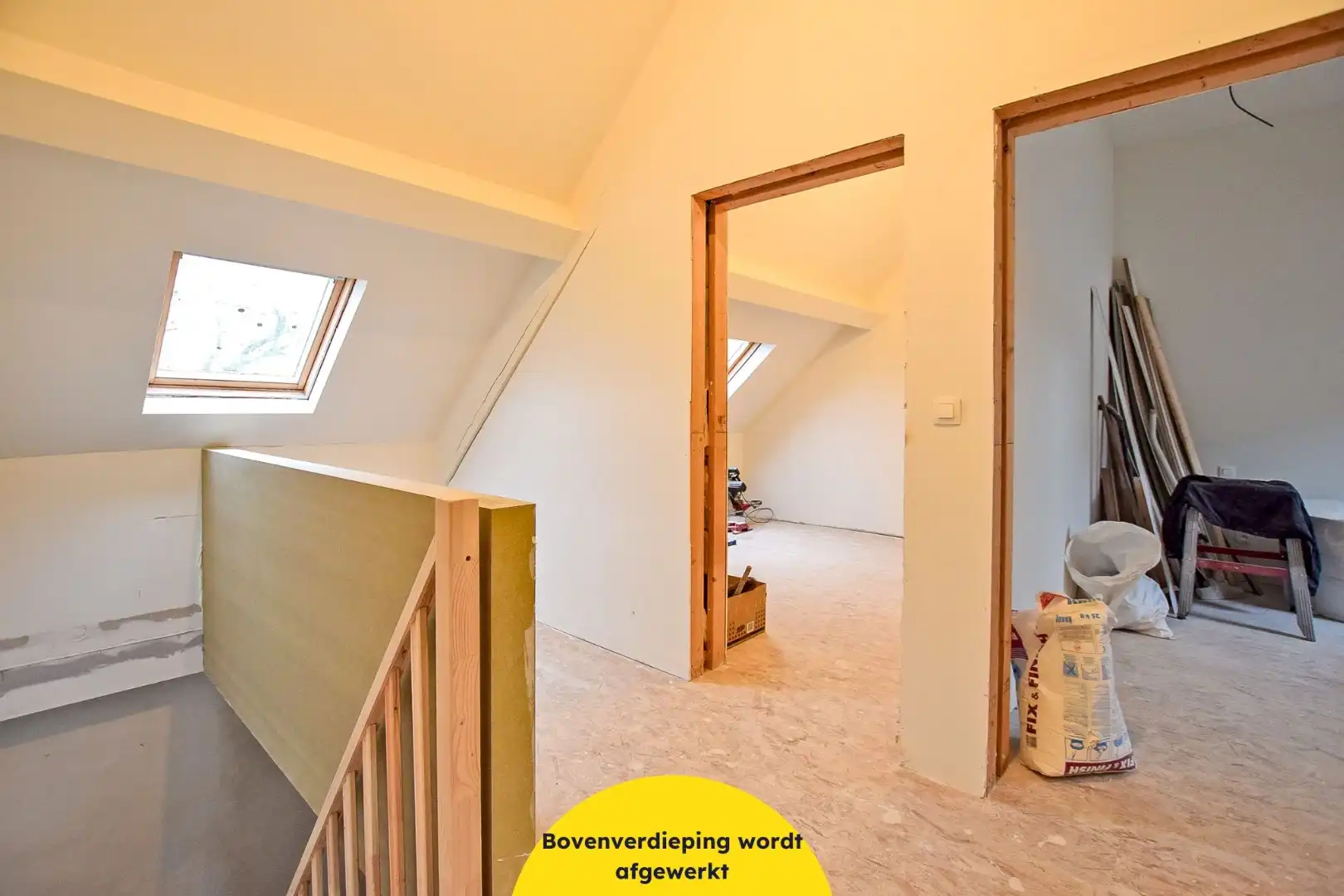 Unieke kans, afgewerkte woning met 4 slaapkamers en ruime tuin. foto 17