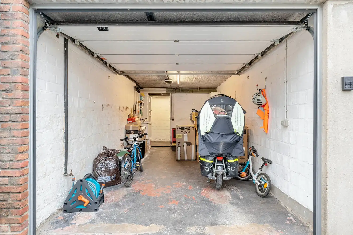 Goed gelegen en lichtrijk appartement met 2 slaapkamers, 2 terrassen en een garagebox te Kessel-Lo! foto 24