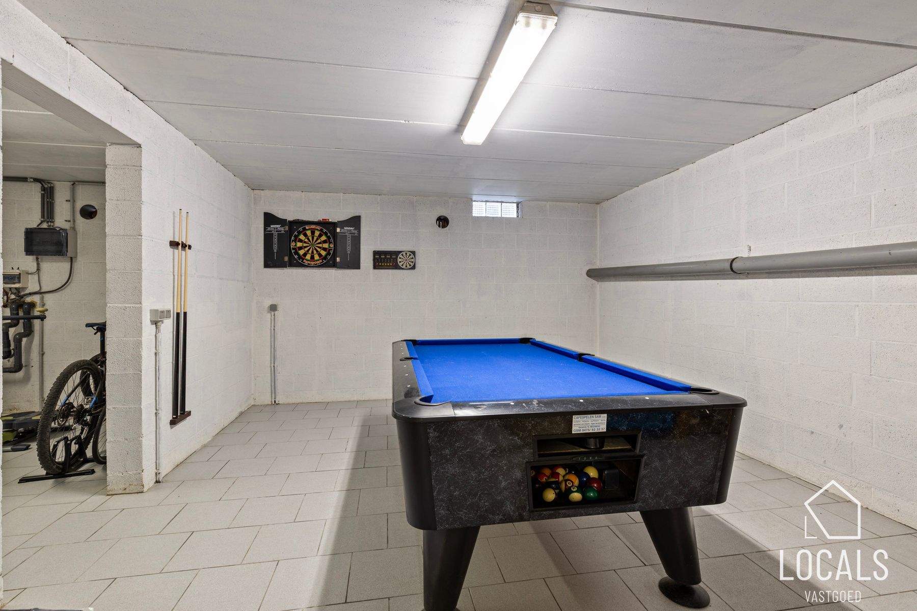 Prachtige eigendom met paardenstallen, zwembad en wellness  foto 15