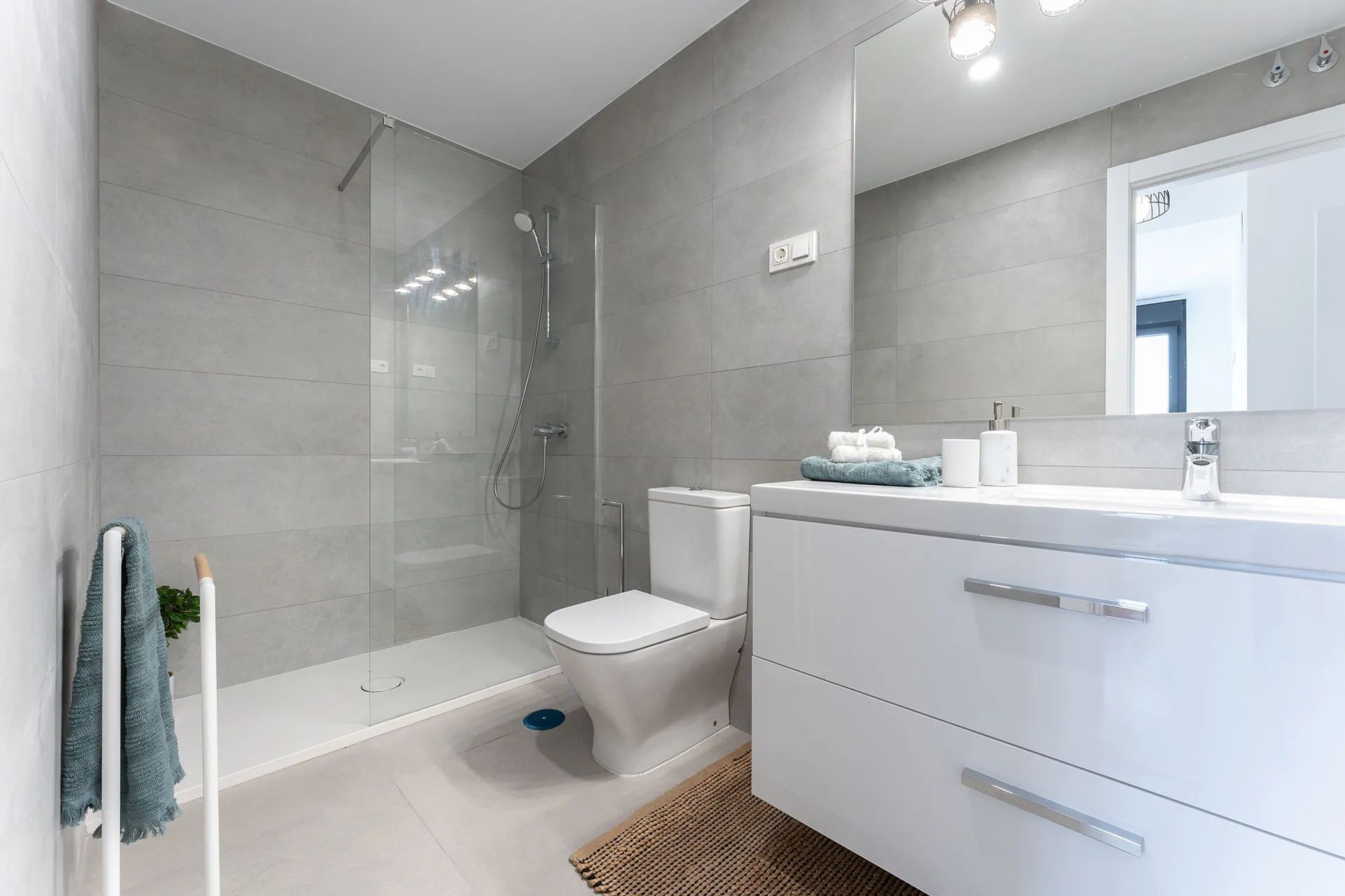 Creëer jouw unieke thuisgevoel in luxe appartementen waar comfort en stijl samenkomen - in het hart van Málaga foto 10