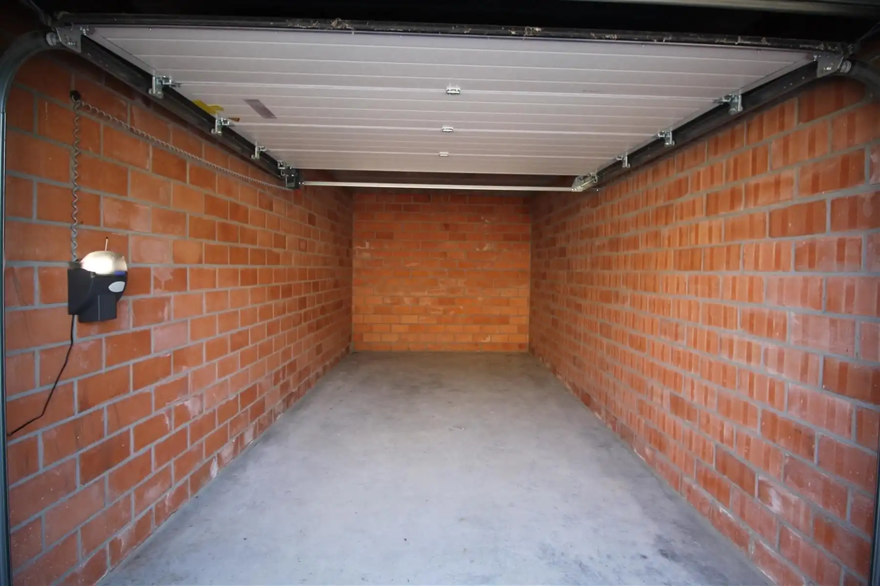 Een recent duplexappartement op de tweede en op de dakverdieping - met terras en garage. foto 13