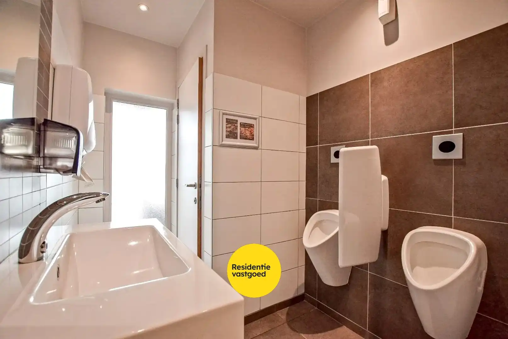 Restaurant met privéwoning en 2 B&B-kamers op 4.370 m² foto 31
