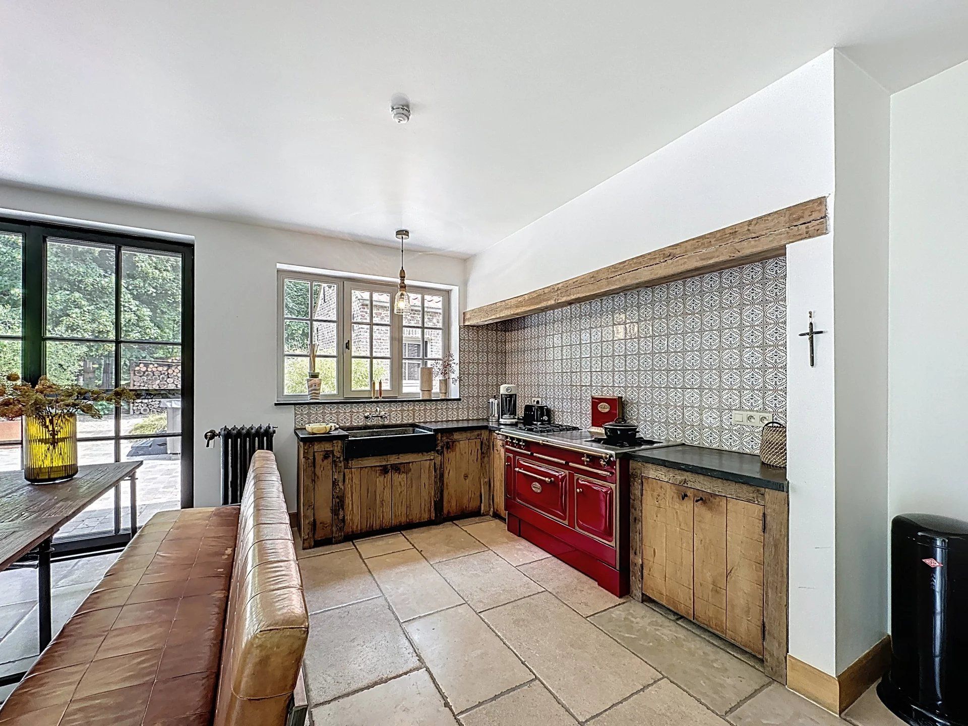 Prachtige villa met 3 slaapkamers op een perceel van +/- 60 are. foto 5