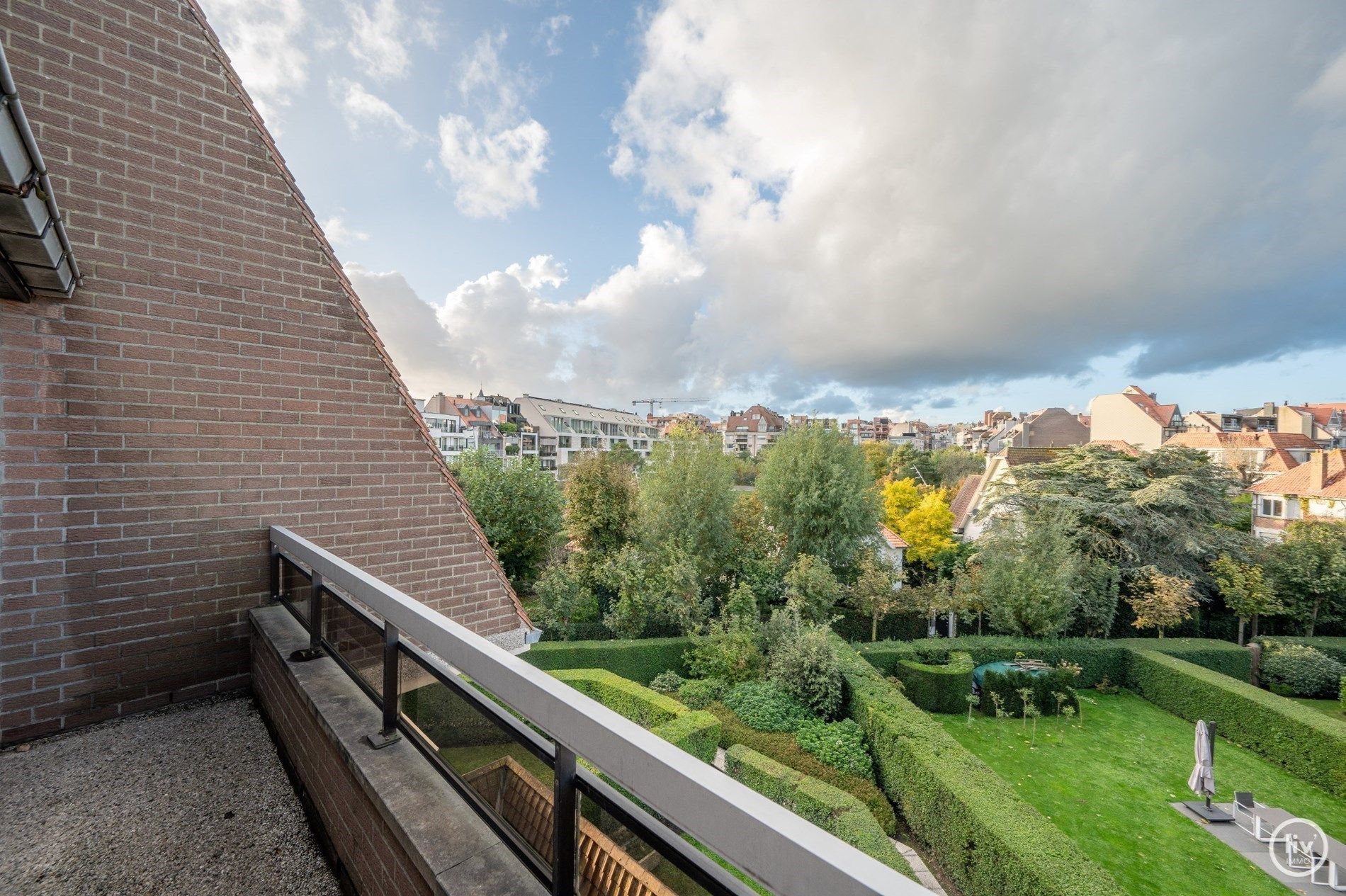 Prachtig gerenoveerde duplex penthouse met een open zicht:  foto 27