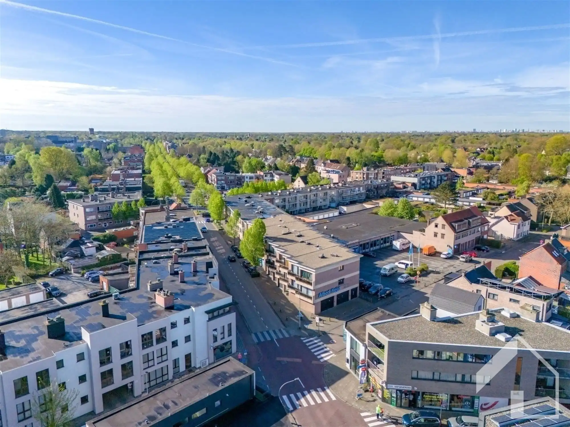 Appartement met 2 slaapkamers, terras, gemeenschappelijke tuin en lift. Optioneel Garagebox foto 14