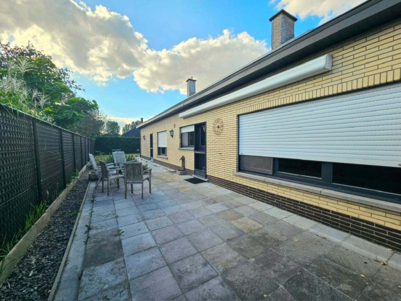 Rustig gelegen bungalow met 3 slaapkamers! foto 17