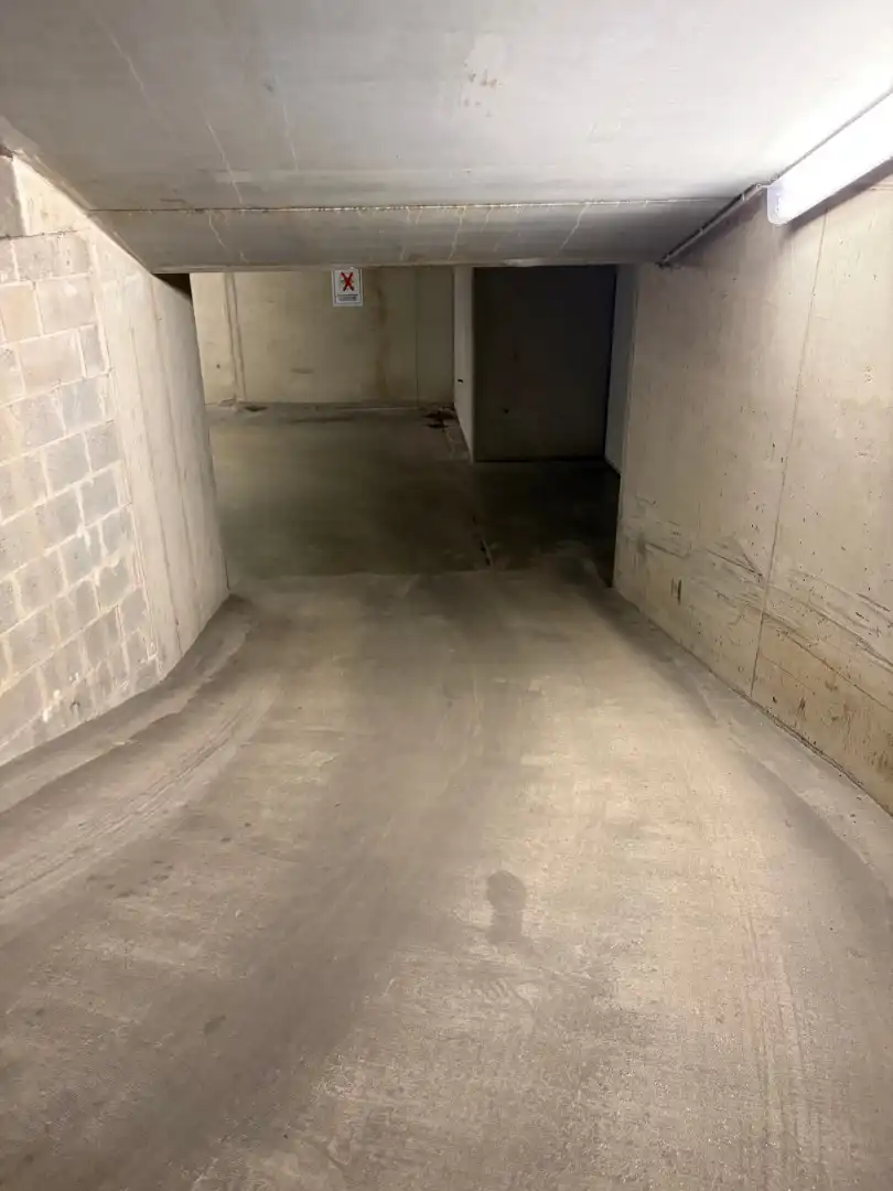 Garage te koop foto 3