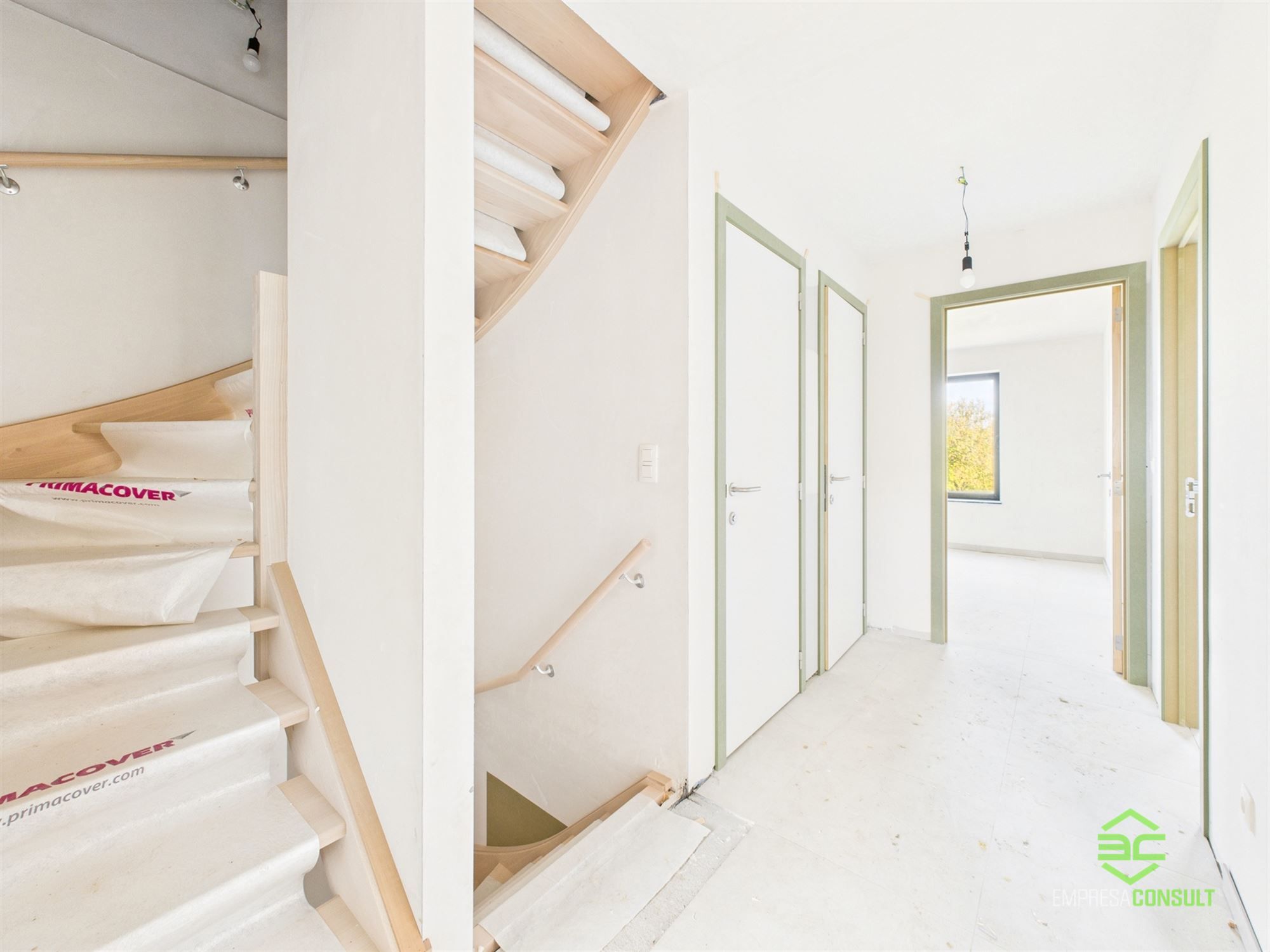 Kwalitatief afgewerkte nieuwbouw met 4 slpk in Rummen! foto 9