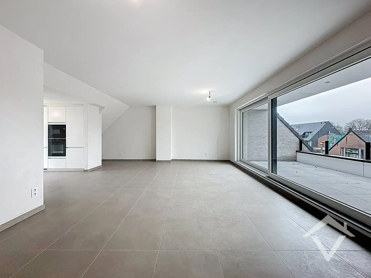 Nieuwbouwappartement met 2 slaapkamers en 2 terrassen in centrum Koekelare  foto 6