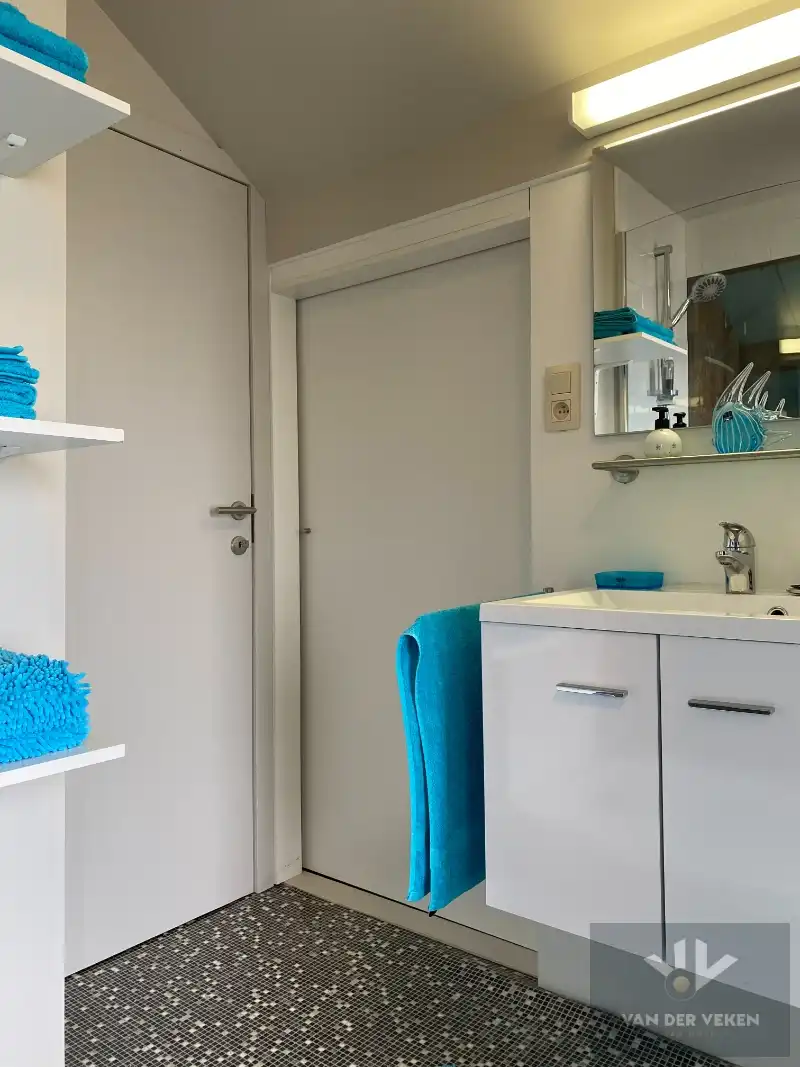 GEMEUBELD APPARTEMENT MET 2 SLPK foto 21