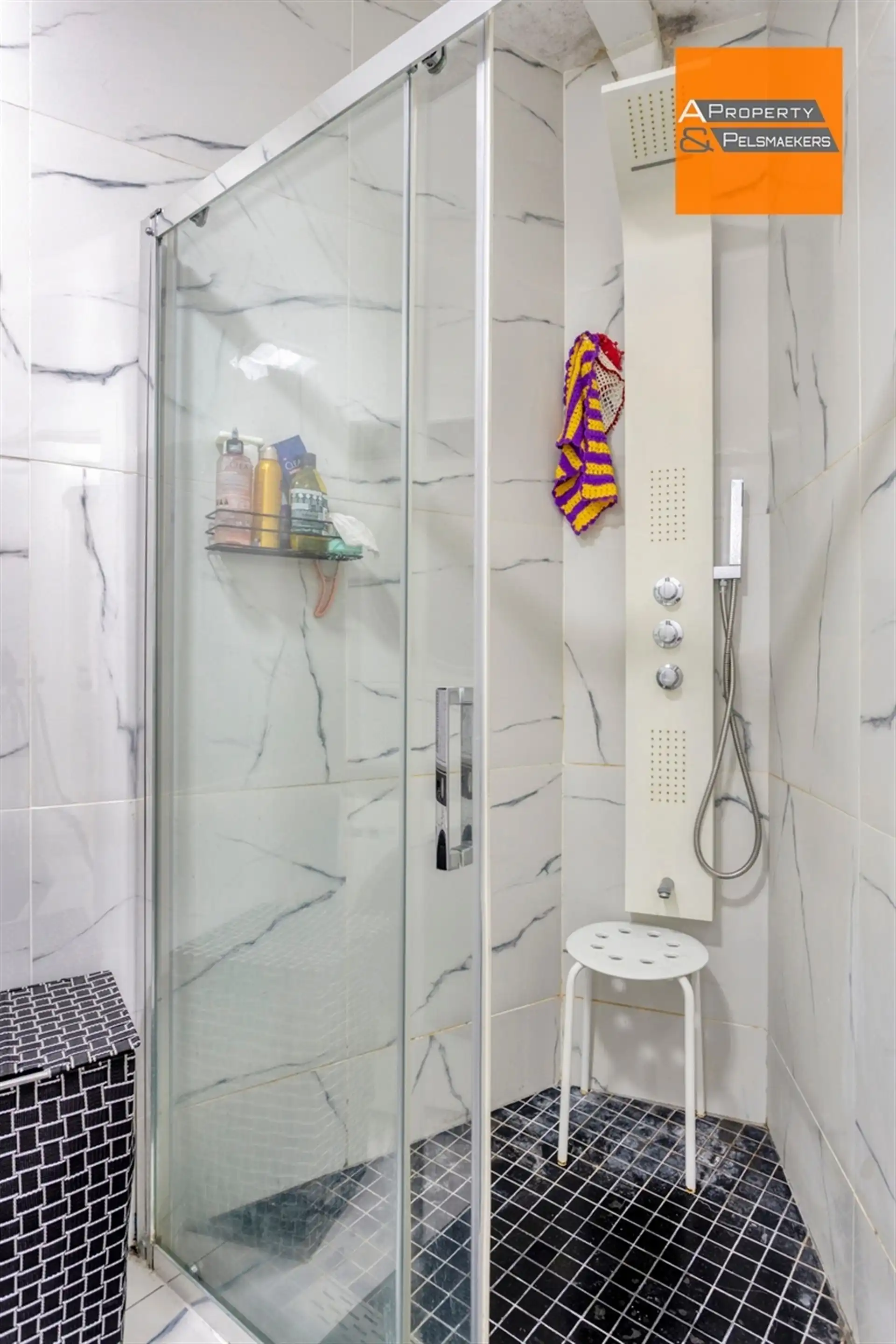 Recente 2 slaapkamer appartement met garagebox   foto 16