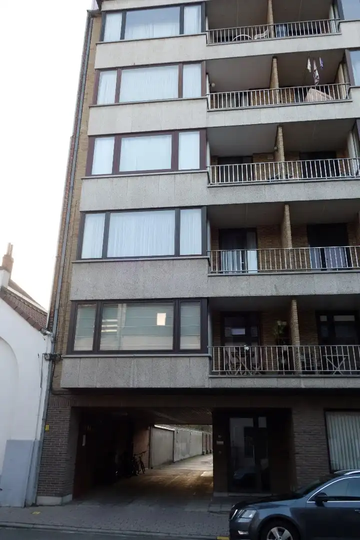 Appartement op de 2e verdieping met 2 slaapkamers + GARAGE in centrum Zottegem foto 2