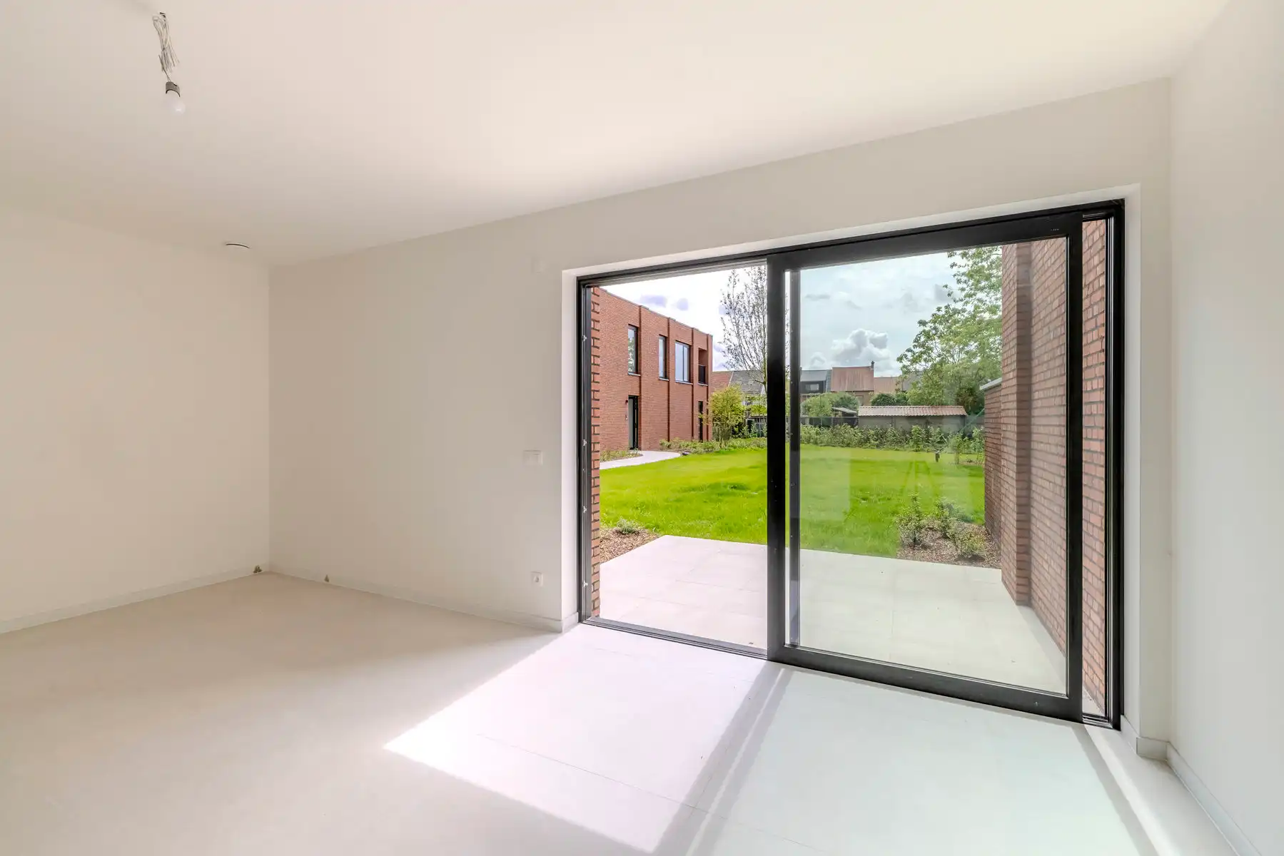 Nieuwbouw woning met 4 slaapkamers foto 8