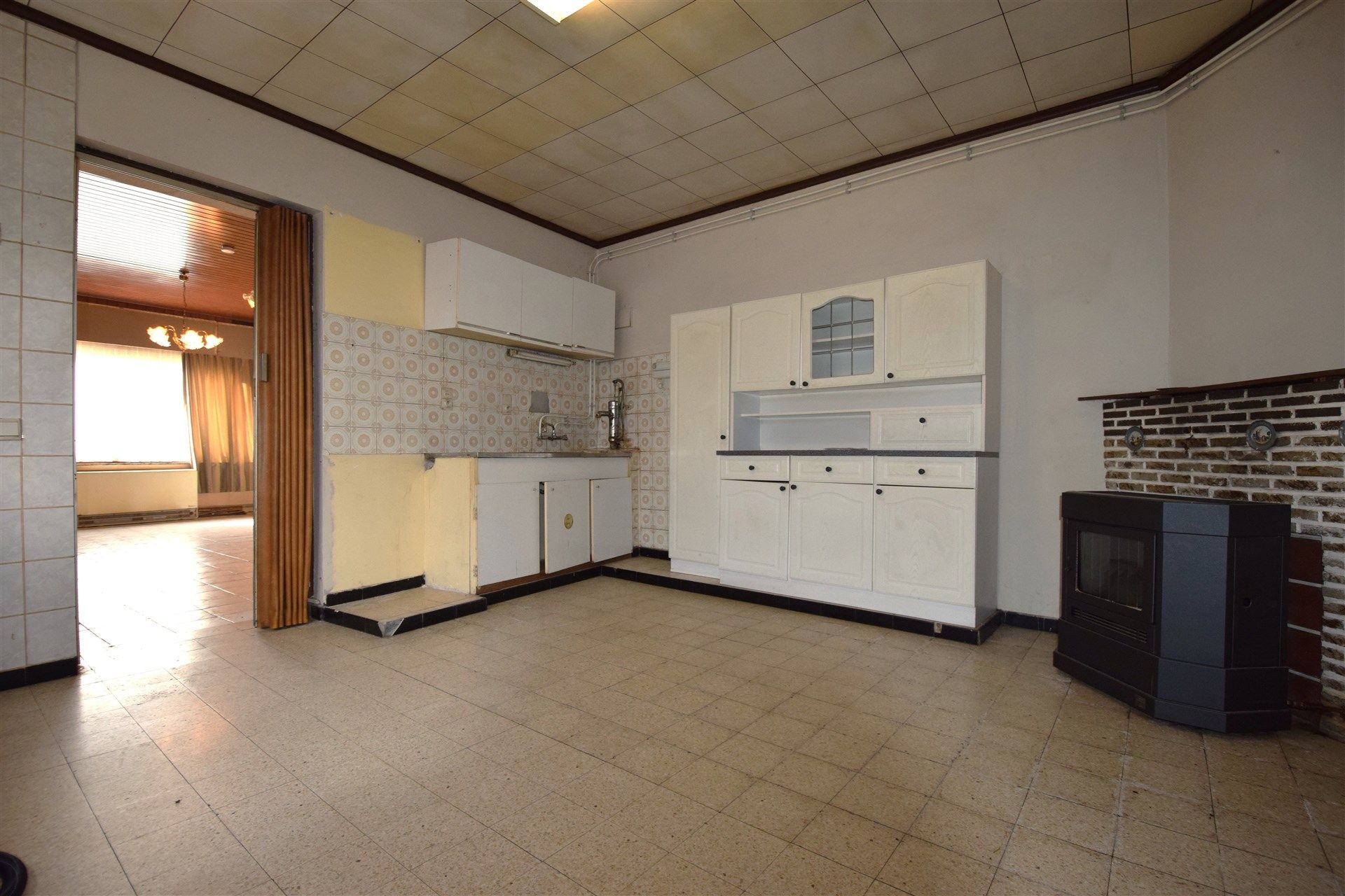 Ruime renovatiewoning met 3-4 slaapkamers en aangename tuin (270m²) foto 5