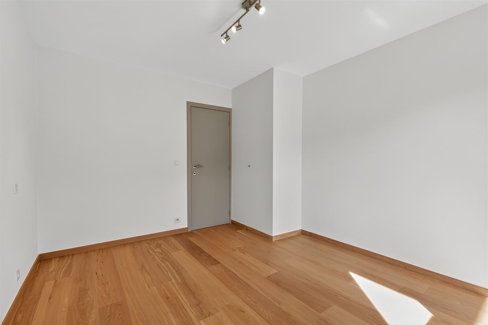 JACHTHAVEN / ZONNIG TERRAS foto 12