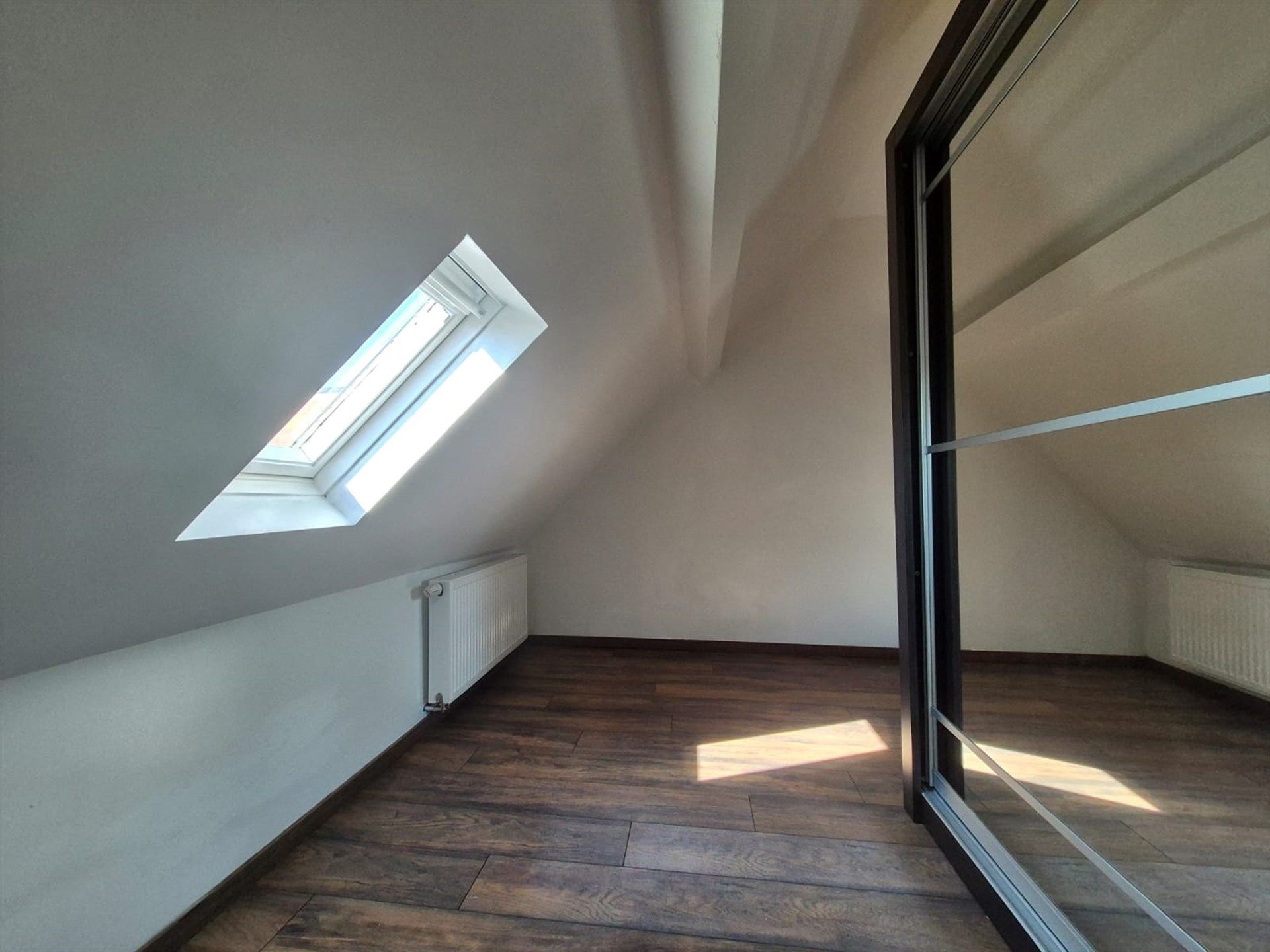 Gezellige woning met grote tuin in Wetteren.  foto 15