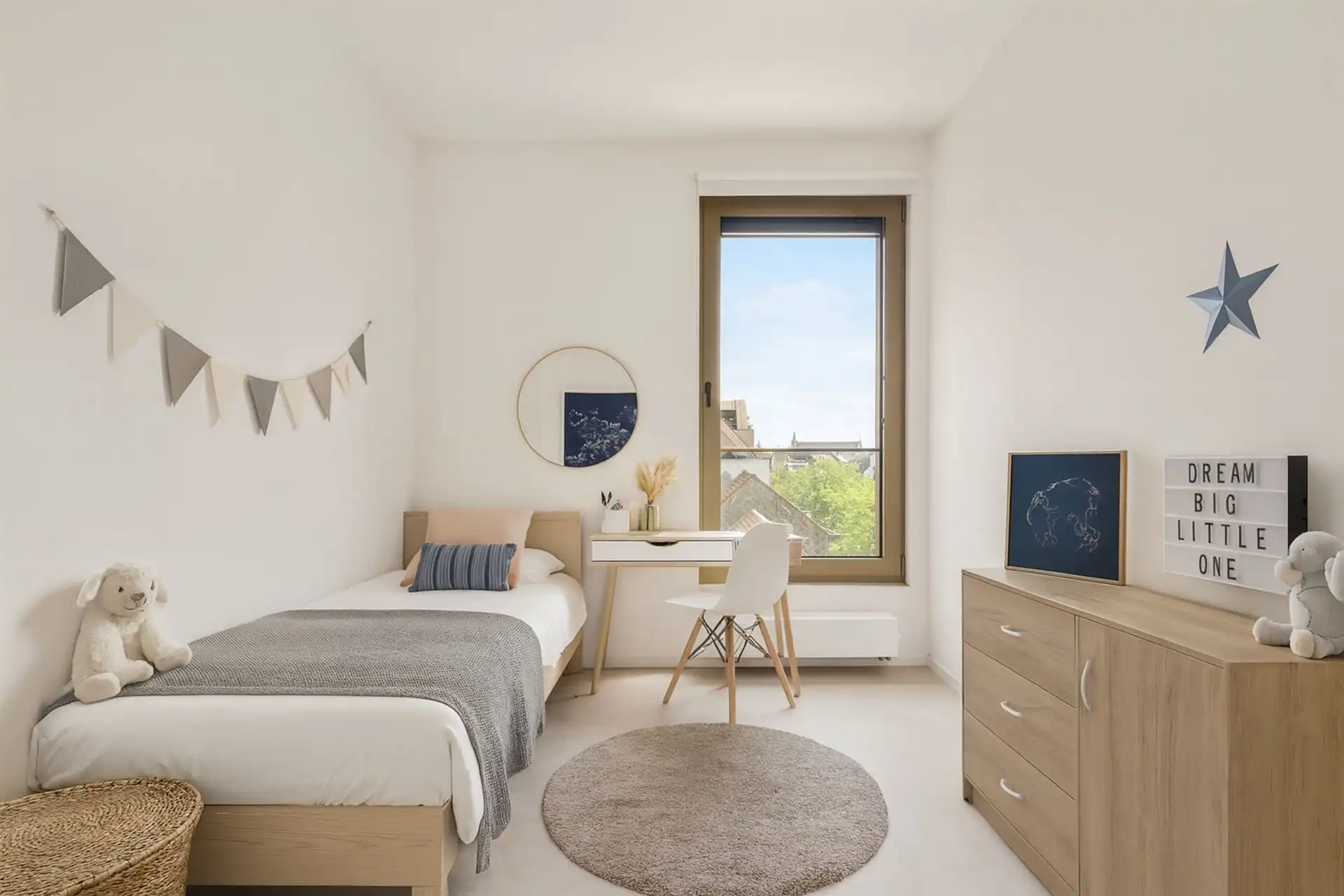 TOPGELEGEN APPARTEMENT met 2 slaapkamers en leuk ZONNETERRAS foto 18