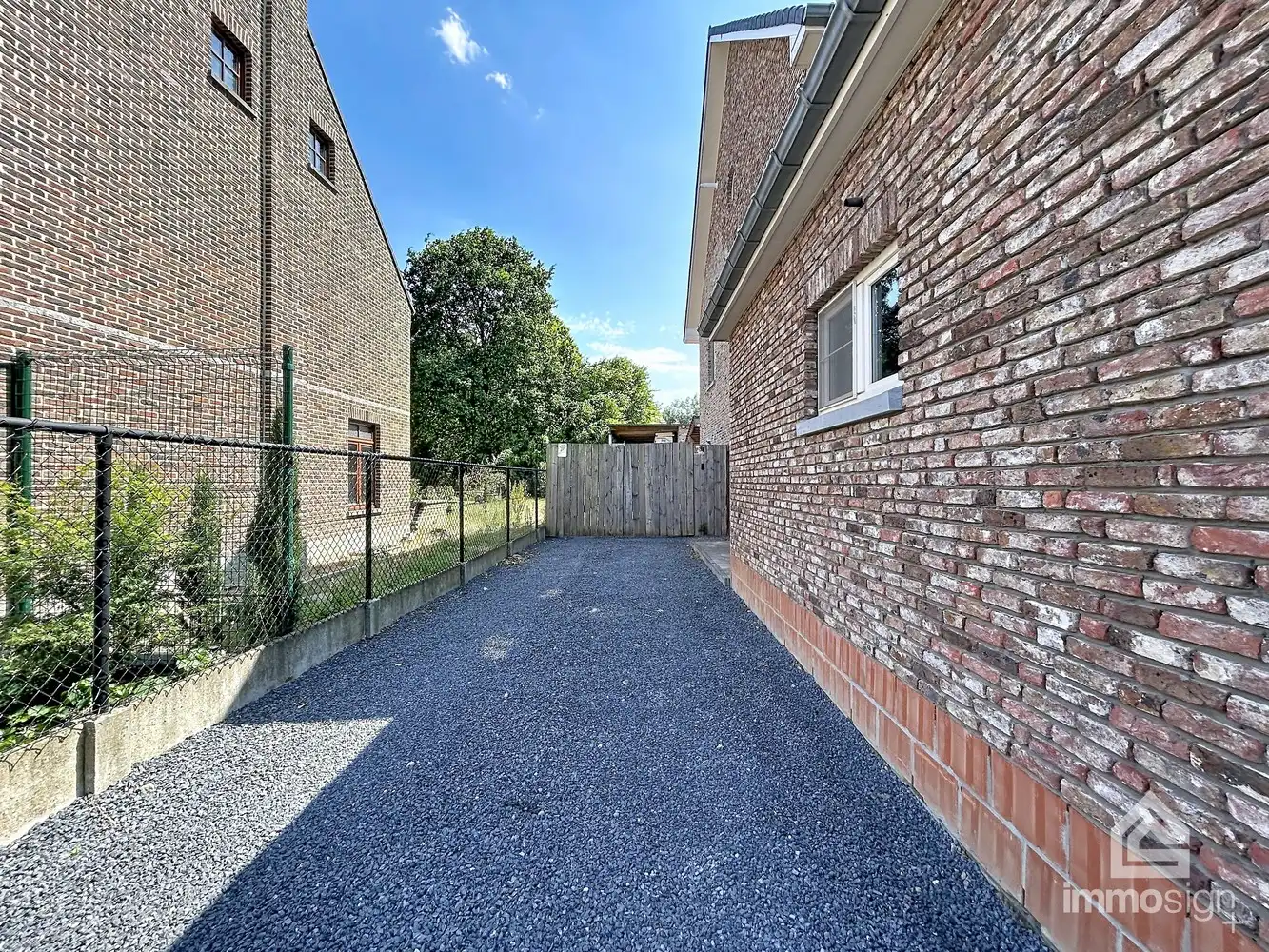 Stijlvolle villa met 5 volwaardige slaapkamers te Herk-de-stad! foto 68