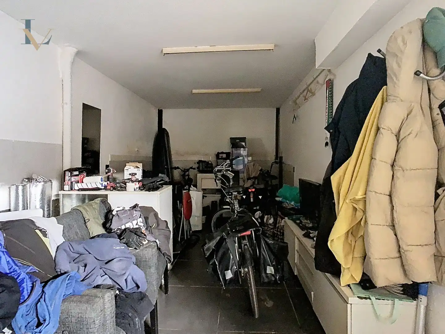 Te renoveren woning met handelsruimte/praktijkruimte  foto 7
