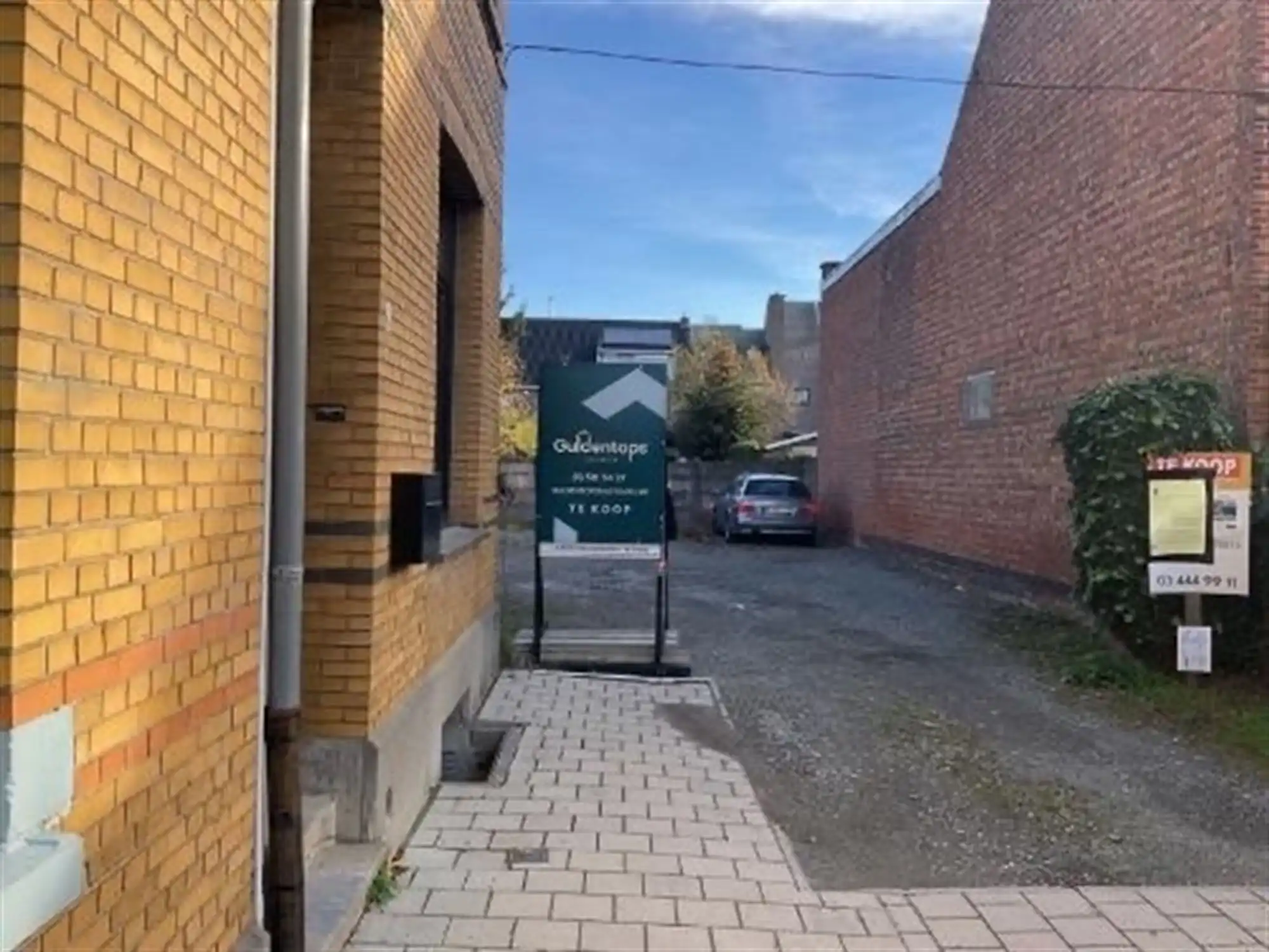 Laatste staanplaatsen op unieke locatie foto {{pictureIndex}}