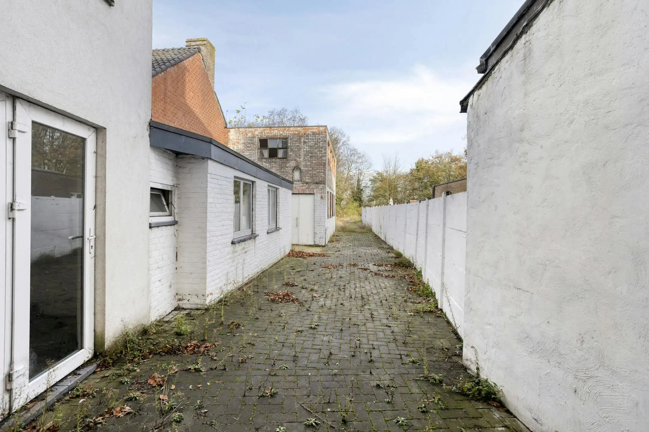 Handelspand met appartement en atelier te koop in Adegem foto 28