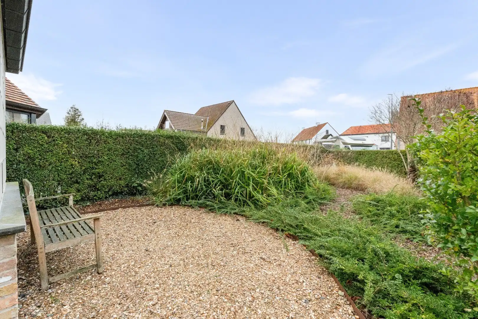 Uiterst charmante halfopen bebouwing met weidse zichten op een perceel van 2012m²  foto 7