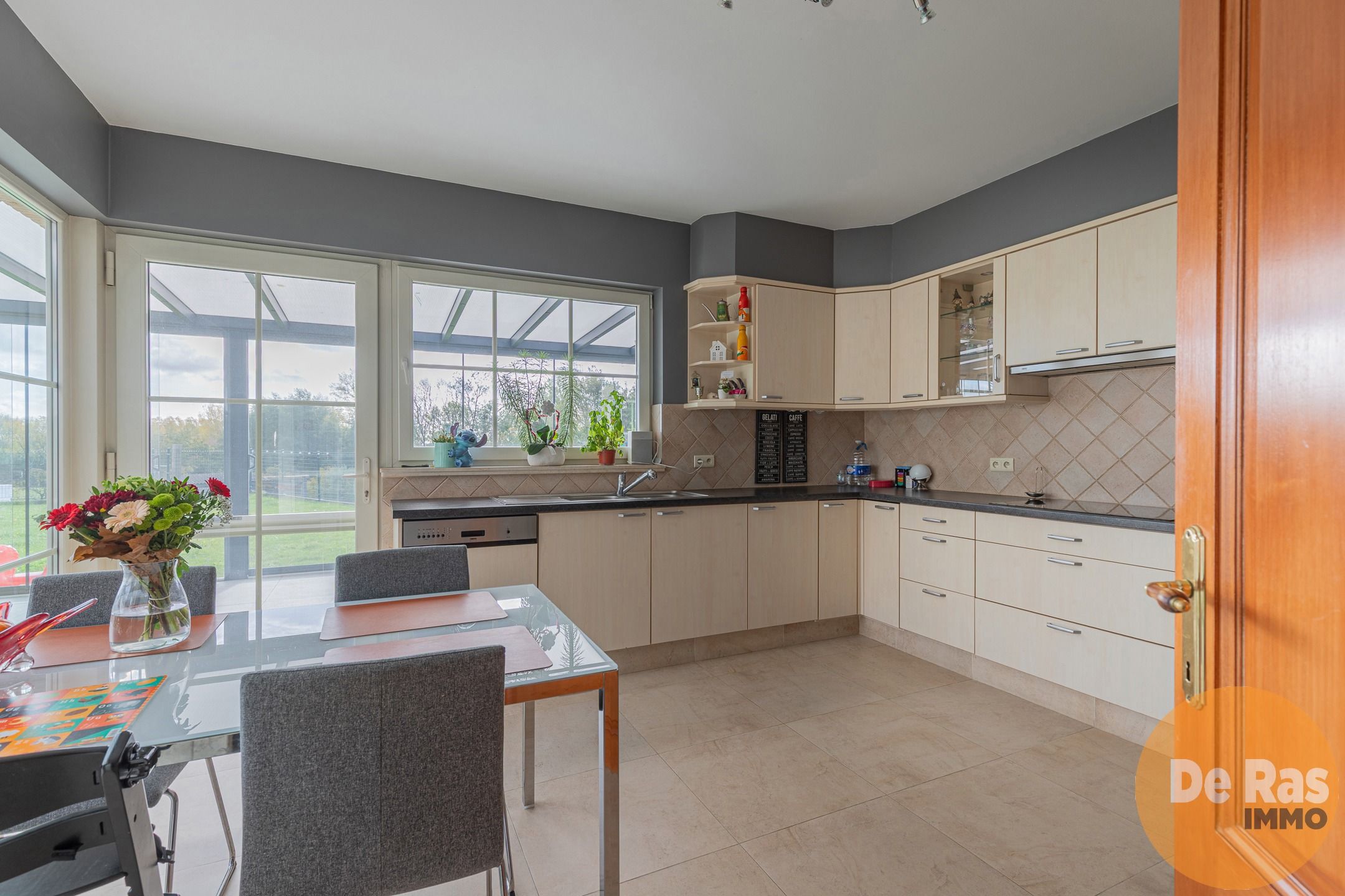 HELDERGEM - Ruime villa met 4 slpk en weide! foto 8