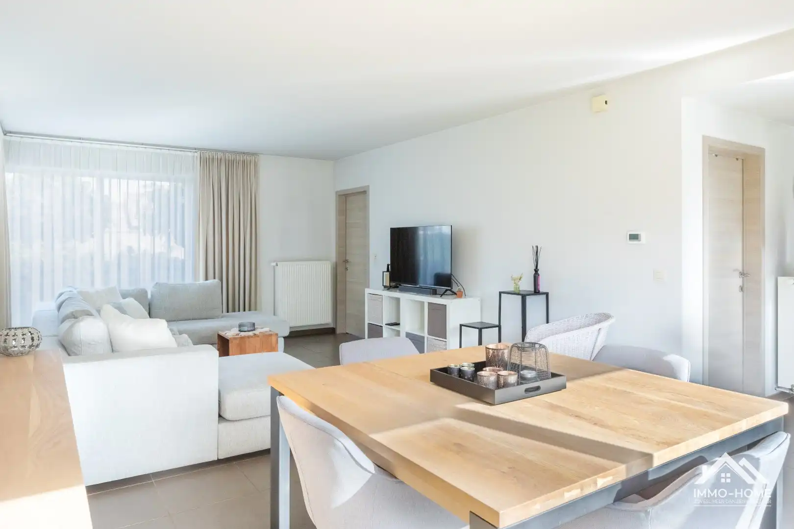 Perfect instapklare woning op een topligging in Lochristi! foto 9