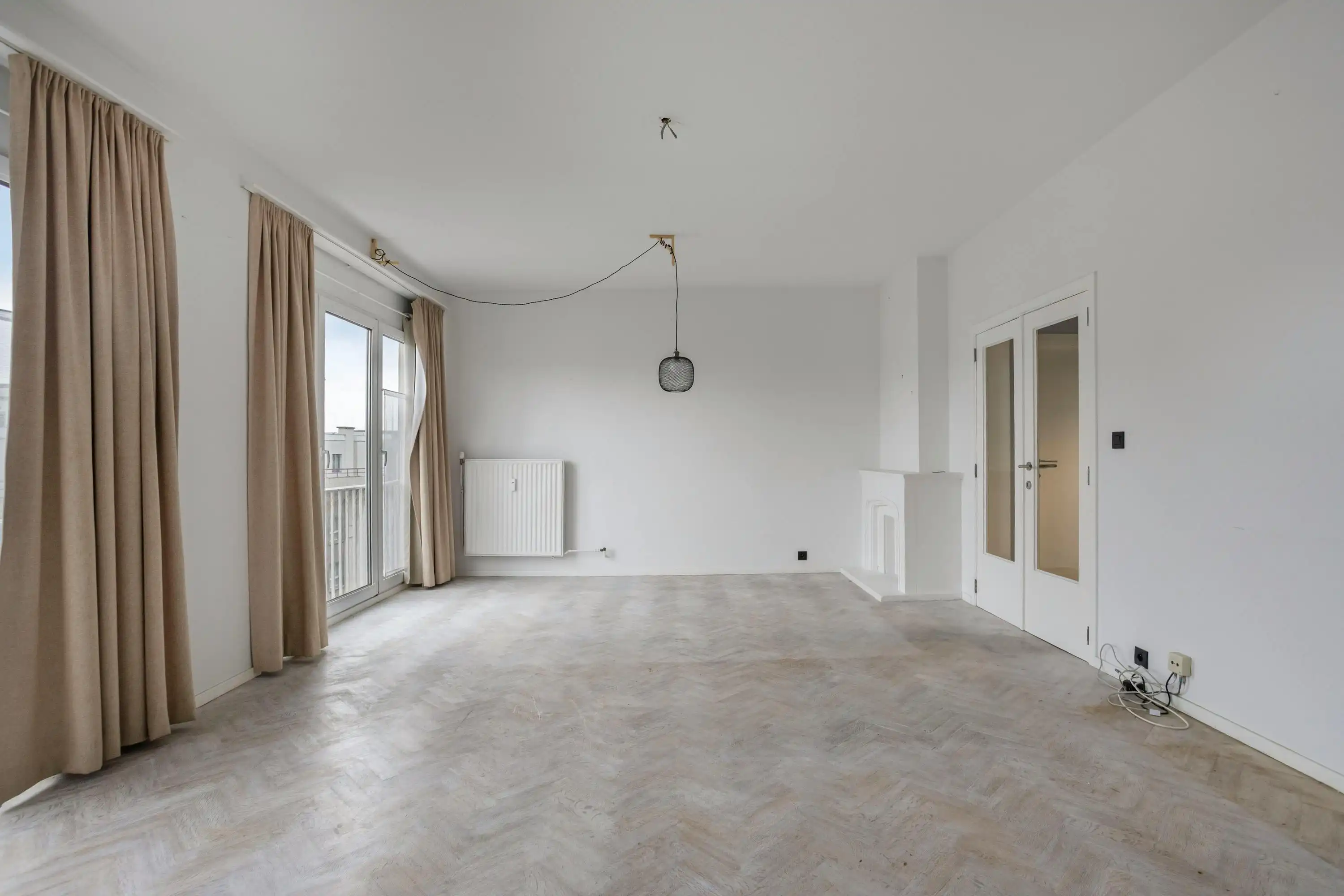 Appartement drie slaapkamers te koop in centrum Brussel foto 2